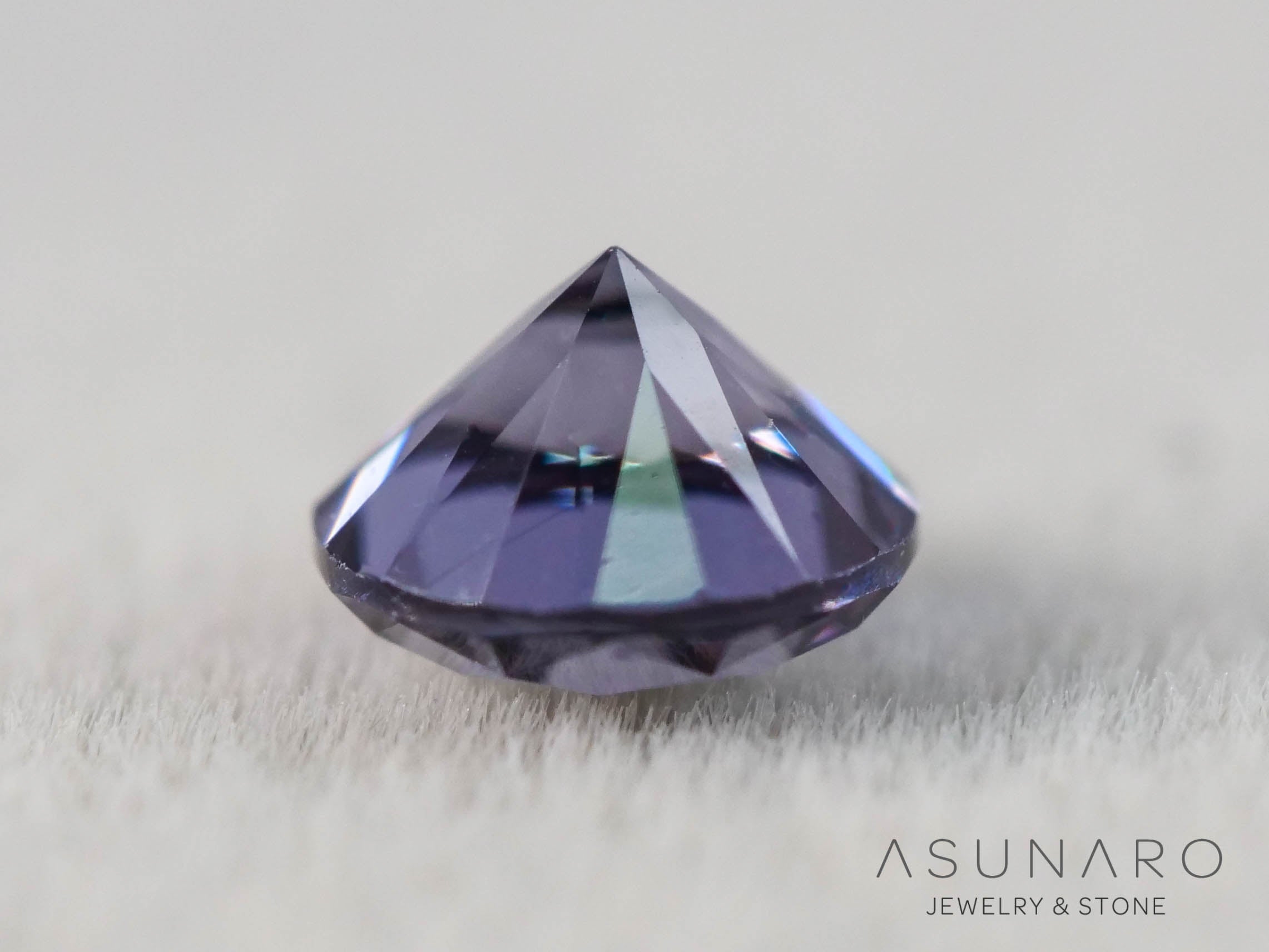 ベキリーブルーガーネット　ラウンドカット　 マダガスカル産　0.22ct【251114-3025】