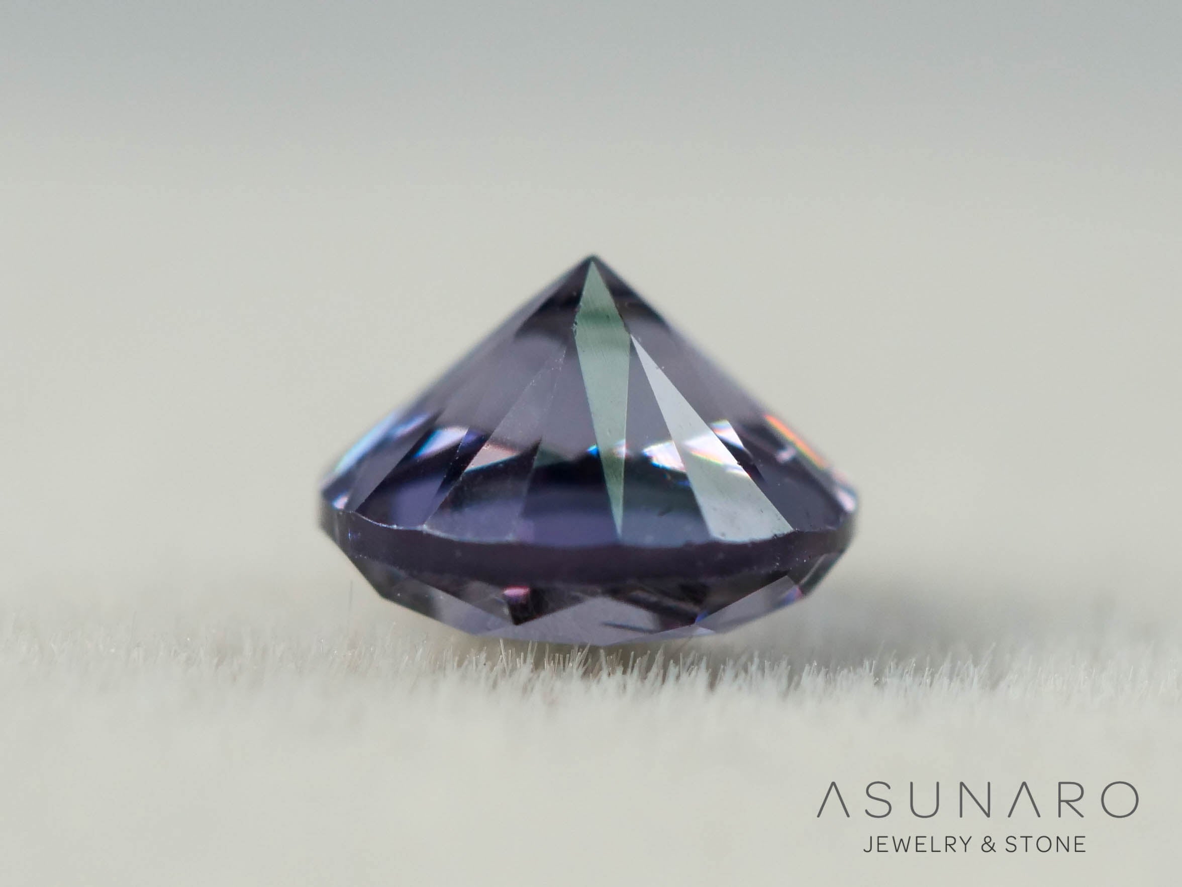 ベキリーブルーガーネット　ラウンドカット　 マダガスカル産　0.22ct【251114-3030】