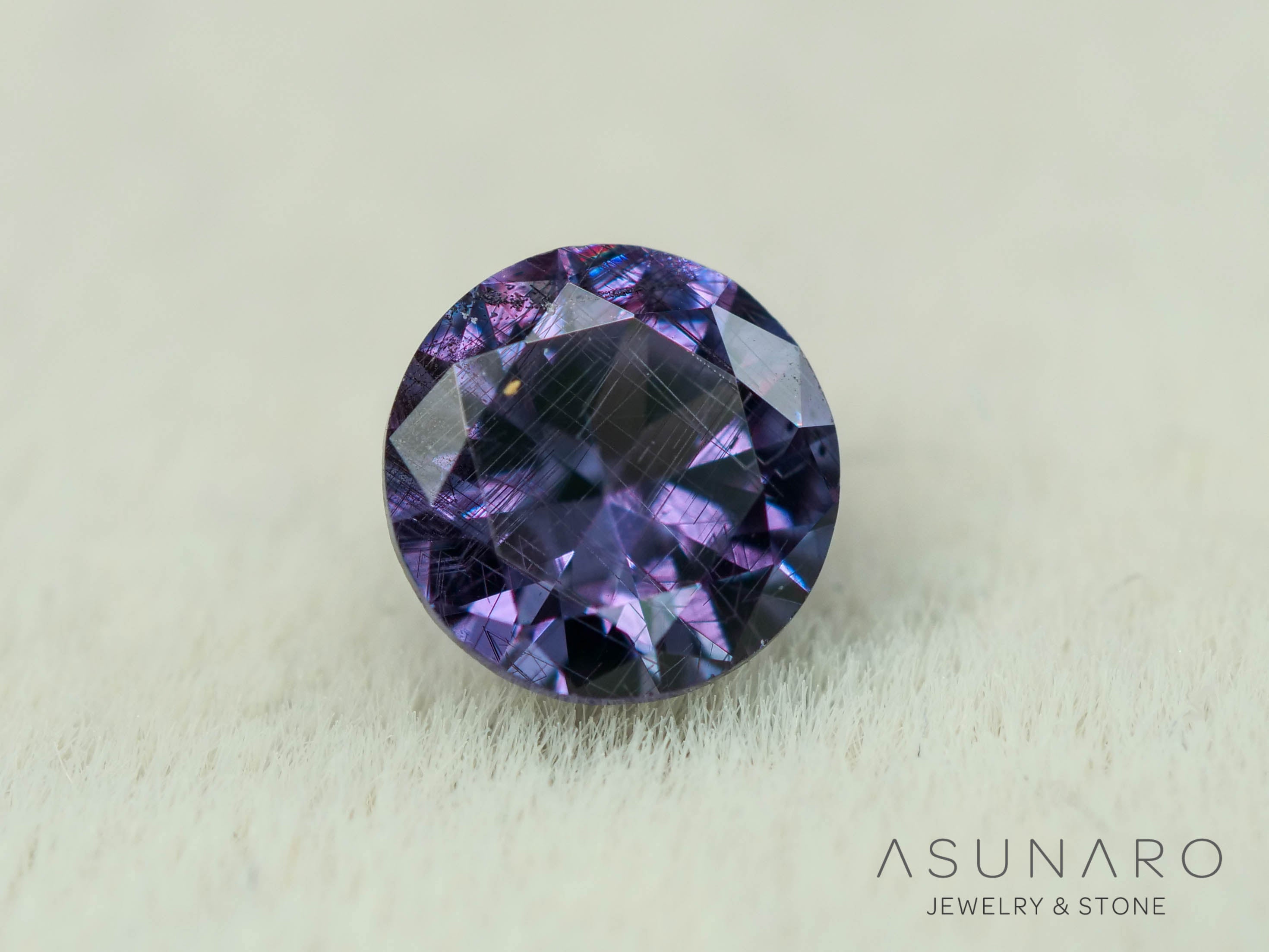 ベキリーブルーガーネット　ラウンドカット　 マダガスカル産　0.20ct【251114-3031】