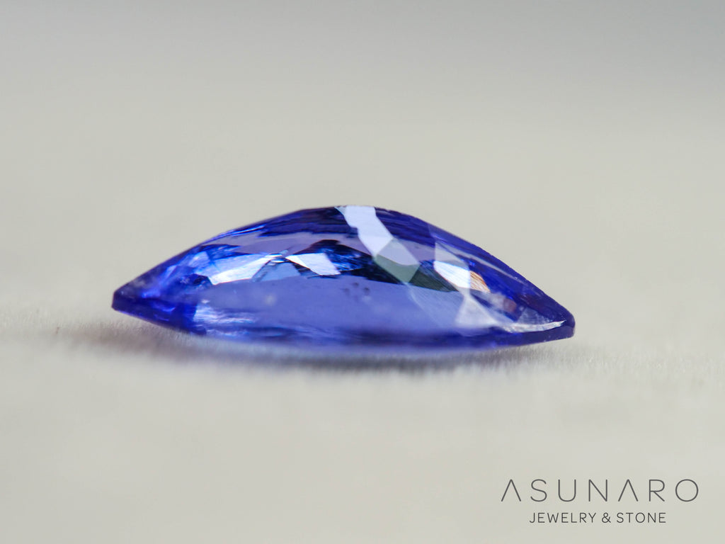 タンザナイト  マーキスカット　タンザニア産　0.86ct【260130-3164】