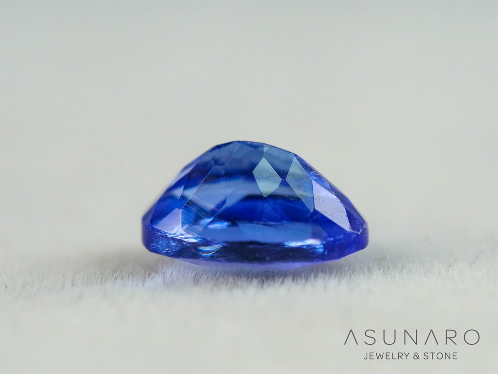 タンザナイト  オーバルカット　タンザニア産　0.57ct【260130-3166】