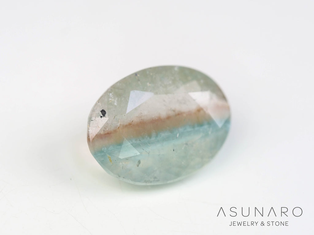 ギラライトインクォーツ　オーバルカット　ブラジル産 　4.27ct 【251117-3133】