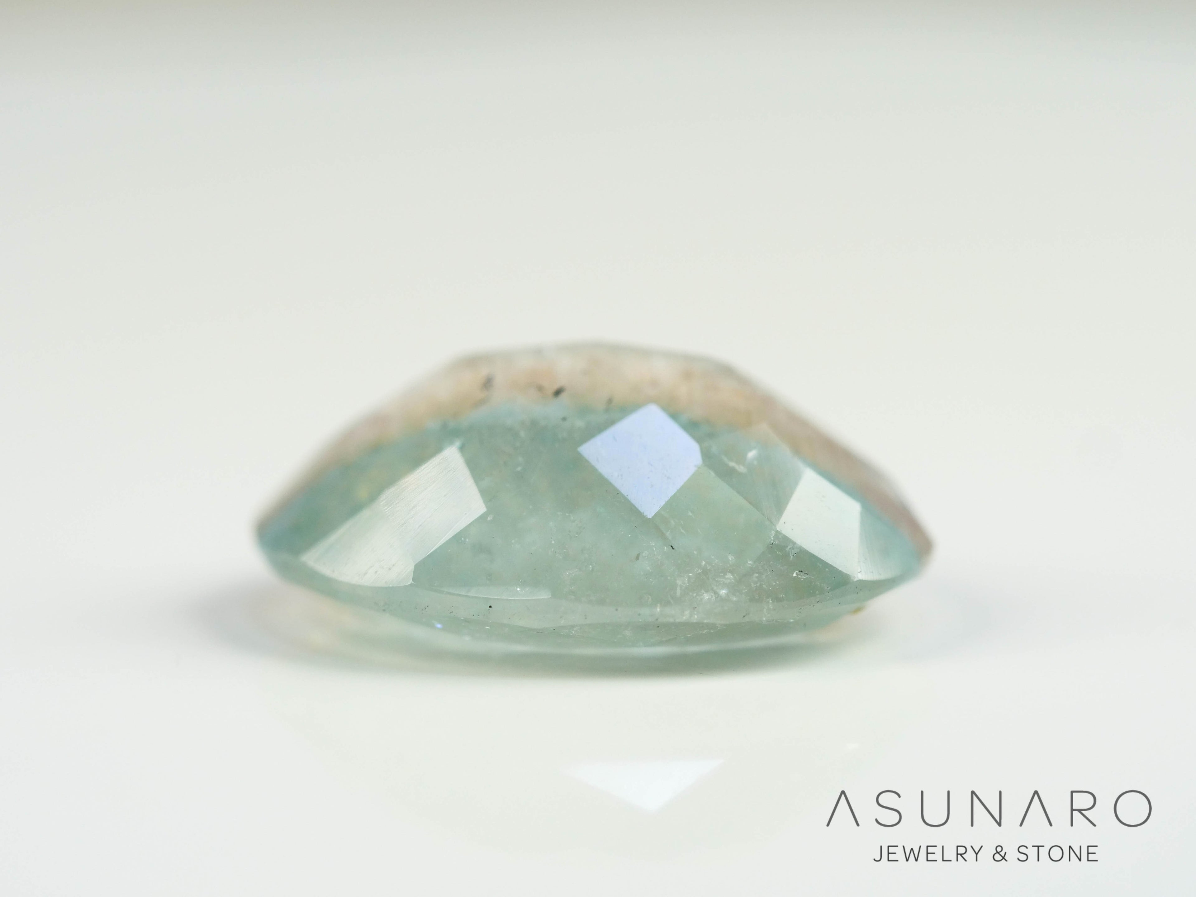 ギラライトインクォーツ　オーバルカット　ブラジル産 　4.27ct 【251117-3133】