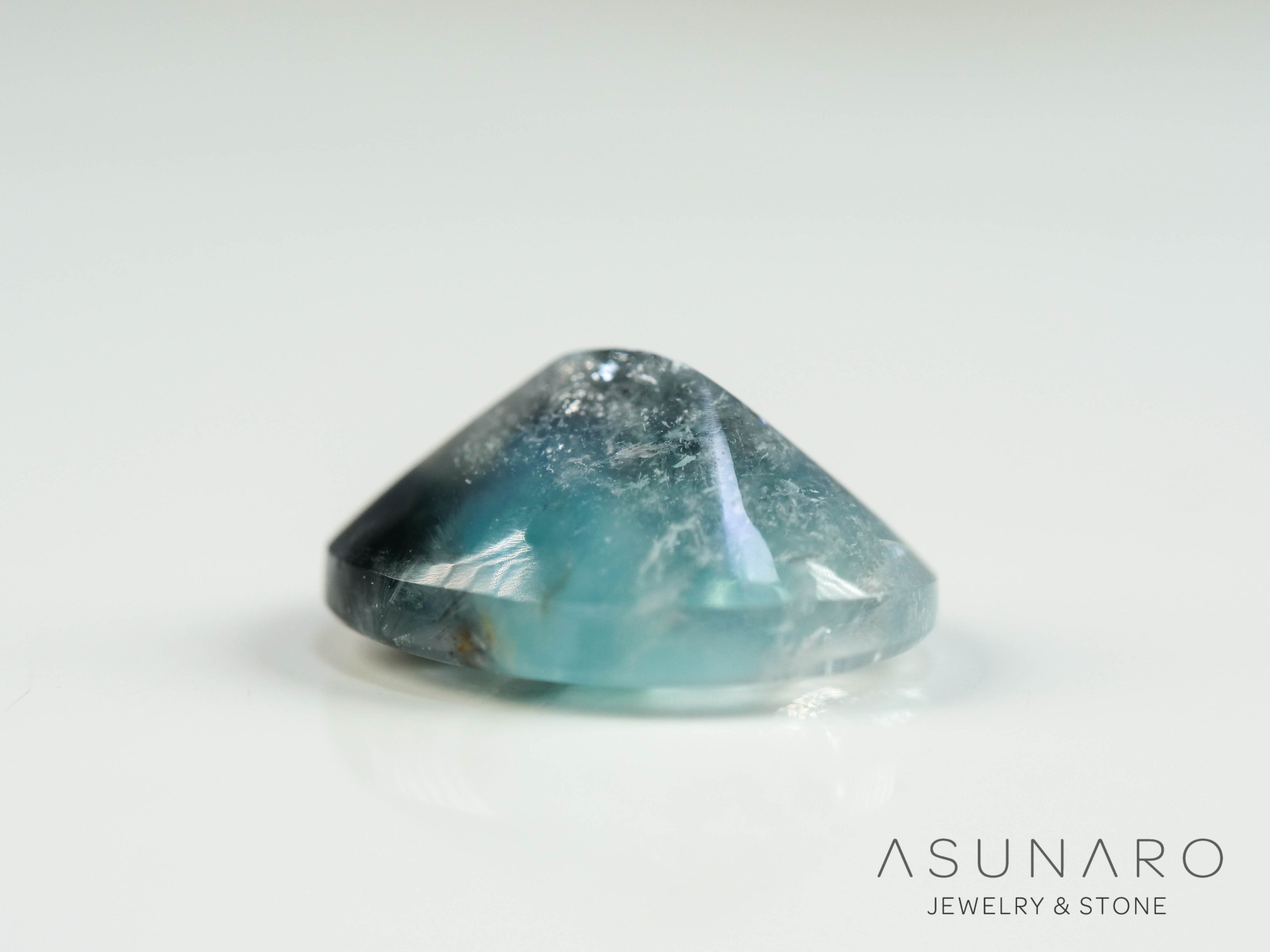 ギラライトインクォーツ　オーバルカット　ブラジル産 　2.80ct 【251117-3134】