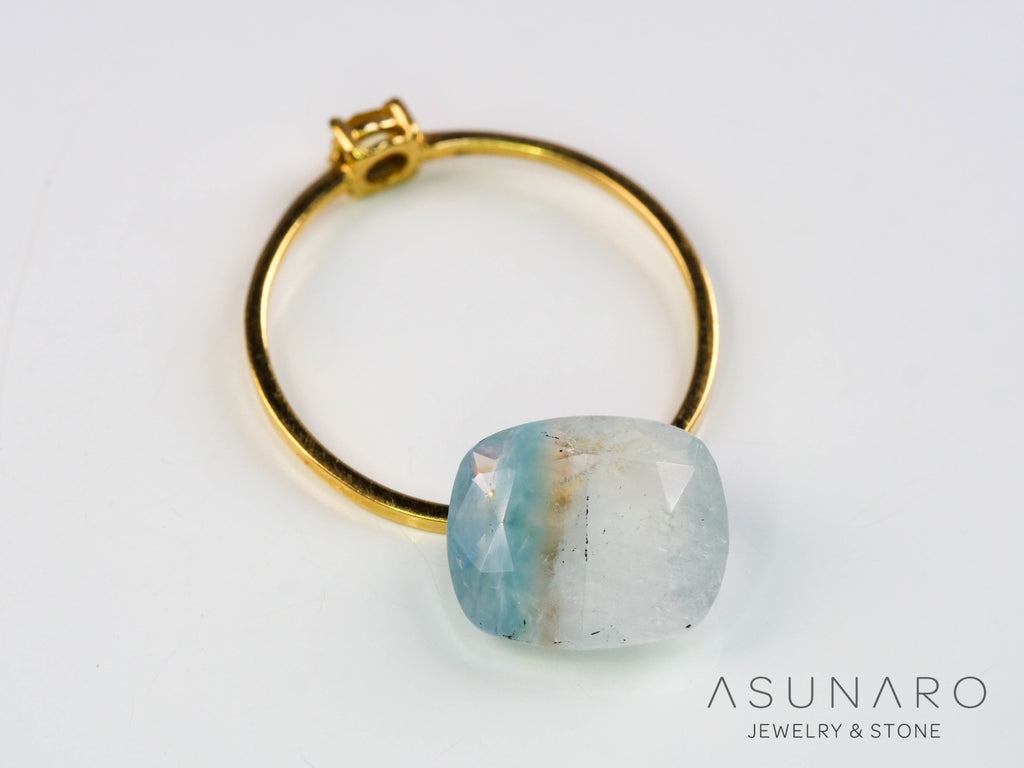 ギラライトインクォーツ　クッションカット　ブラジル産 　2.84ct 【251117-3135】