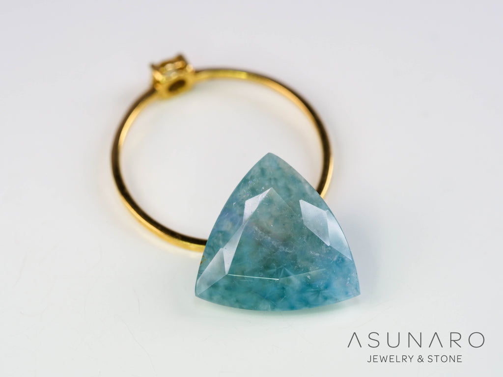 ギラライトインクォーツ　トリリアントカット　ブラジル産 　4.16ct 【251117-3136】