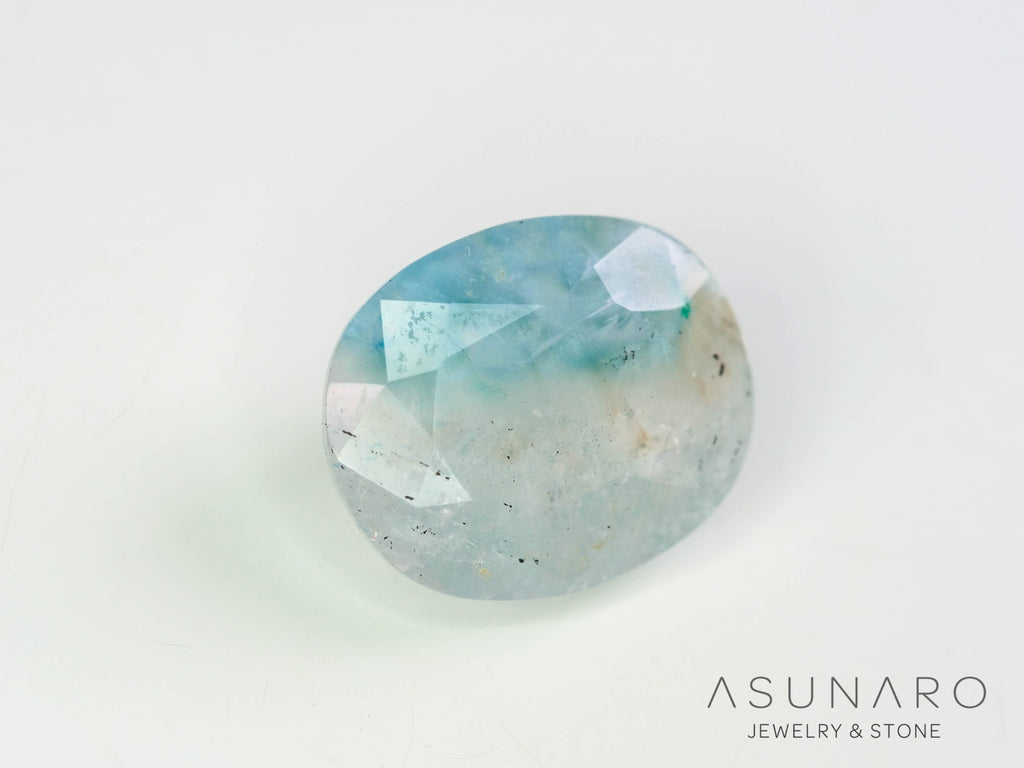 ギラライトインクォーツ　オーバルカット　ブラジル産 　2.89ct 【251117-3137】