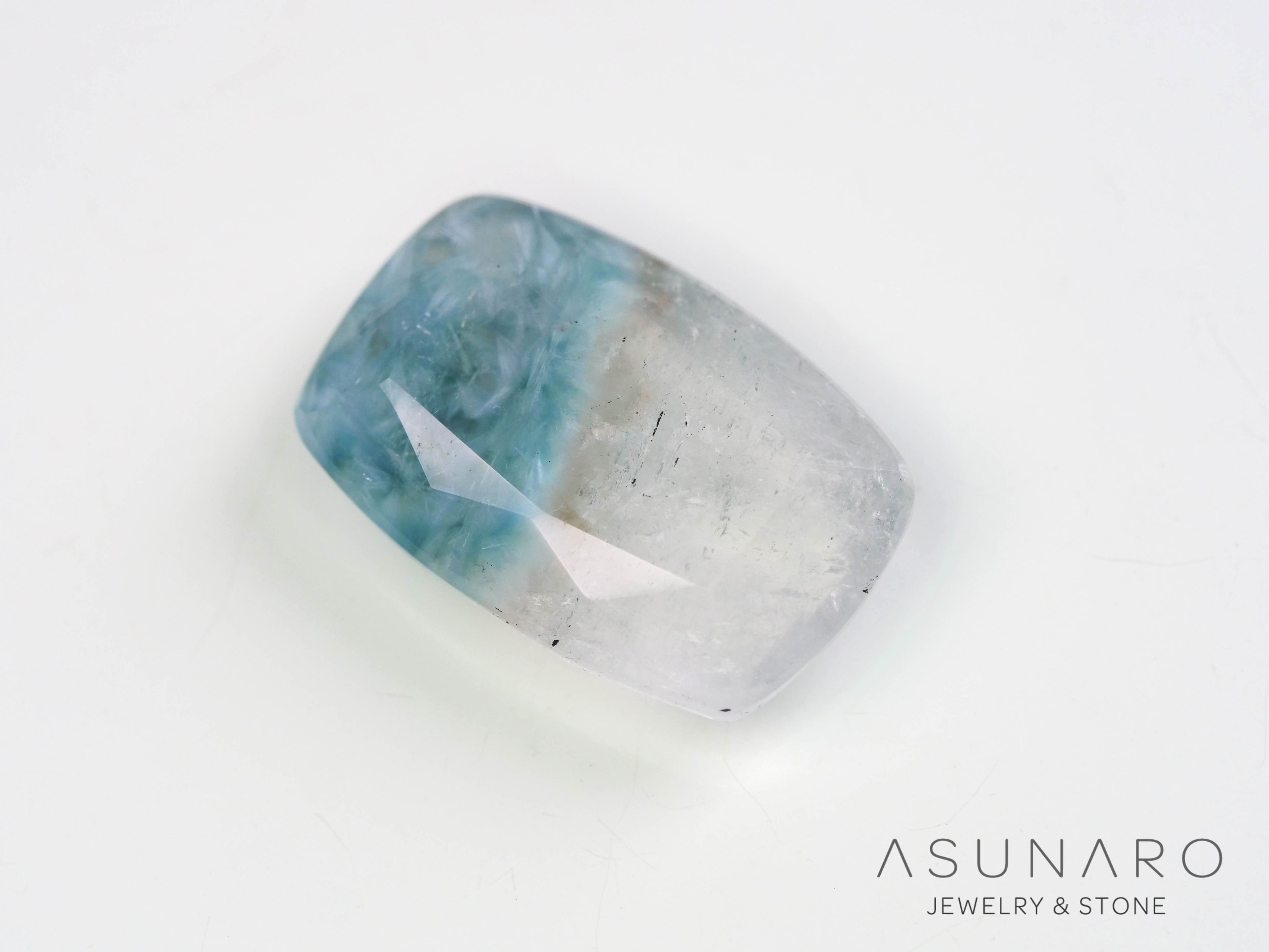 ギラライトインクォーツ　クッションカット　ブラジル産 　5.12ct 【251117-3138】