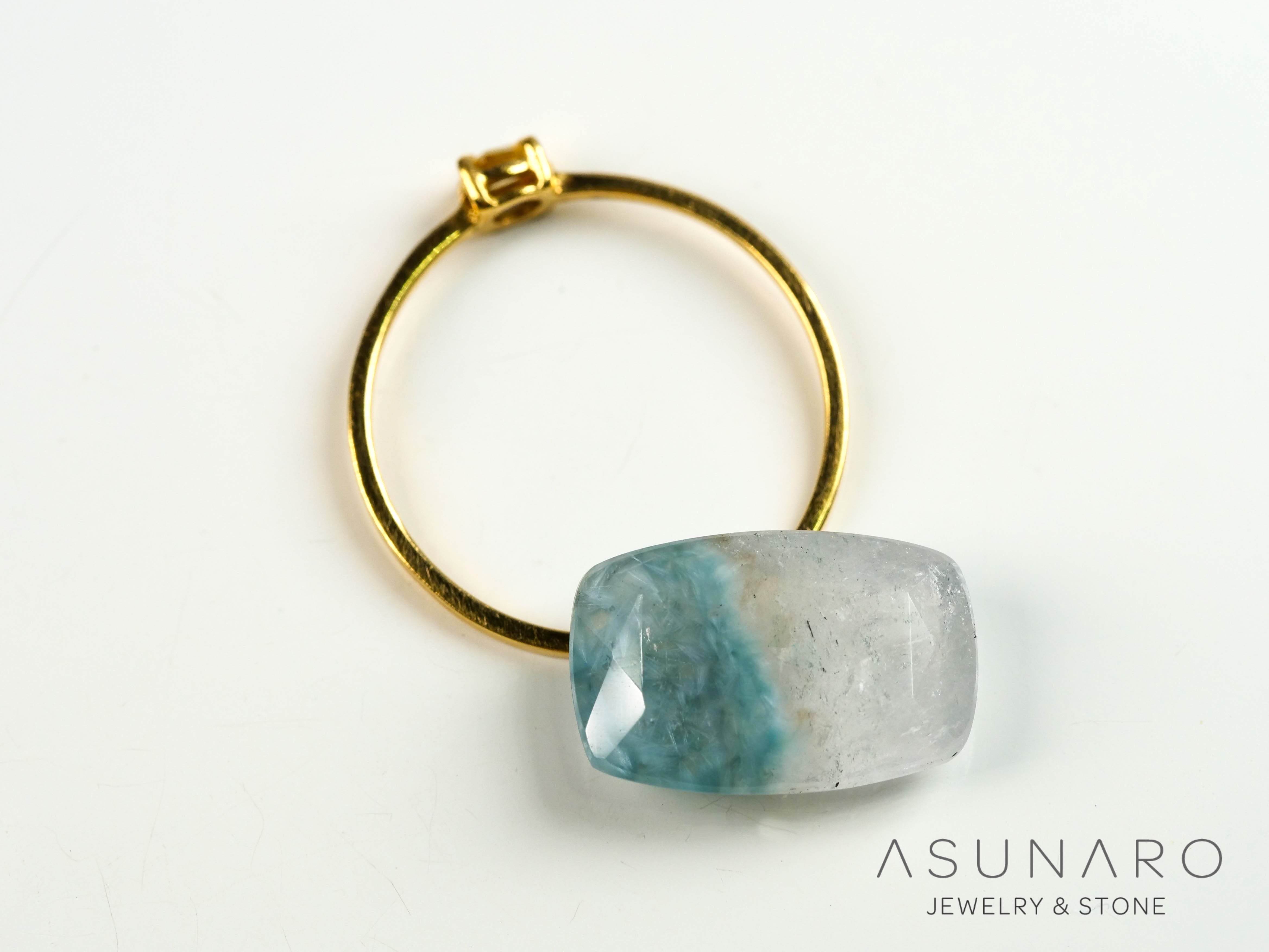 ギラライトインクォーツ クッションカット ブラジル産 5.12ct 【251117