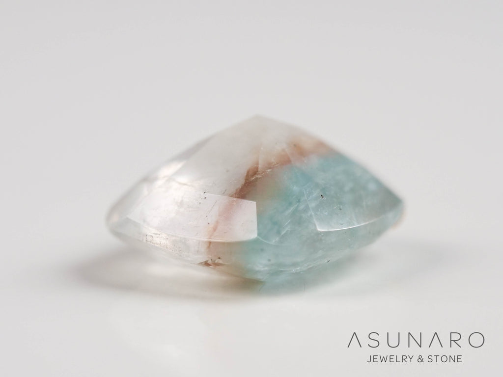 ギラライトインクォーツ　クッションカット　ブラジル産 　2.00ct 【251117-3140】