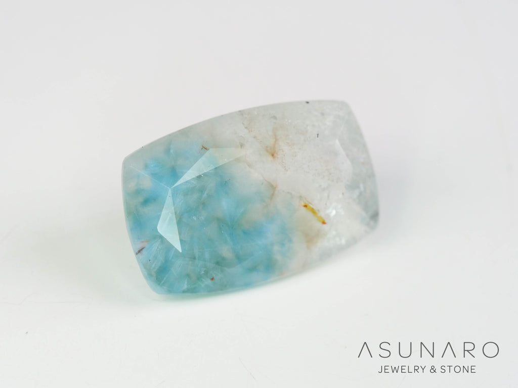 ギラライトインクォーツ　クッションカット　ブラジル産 　5.58ct 【251117-3142】