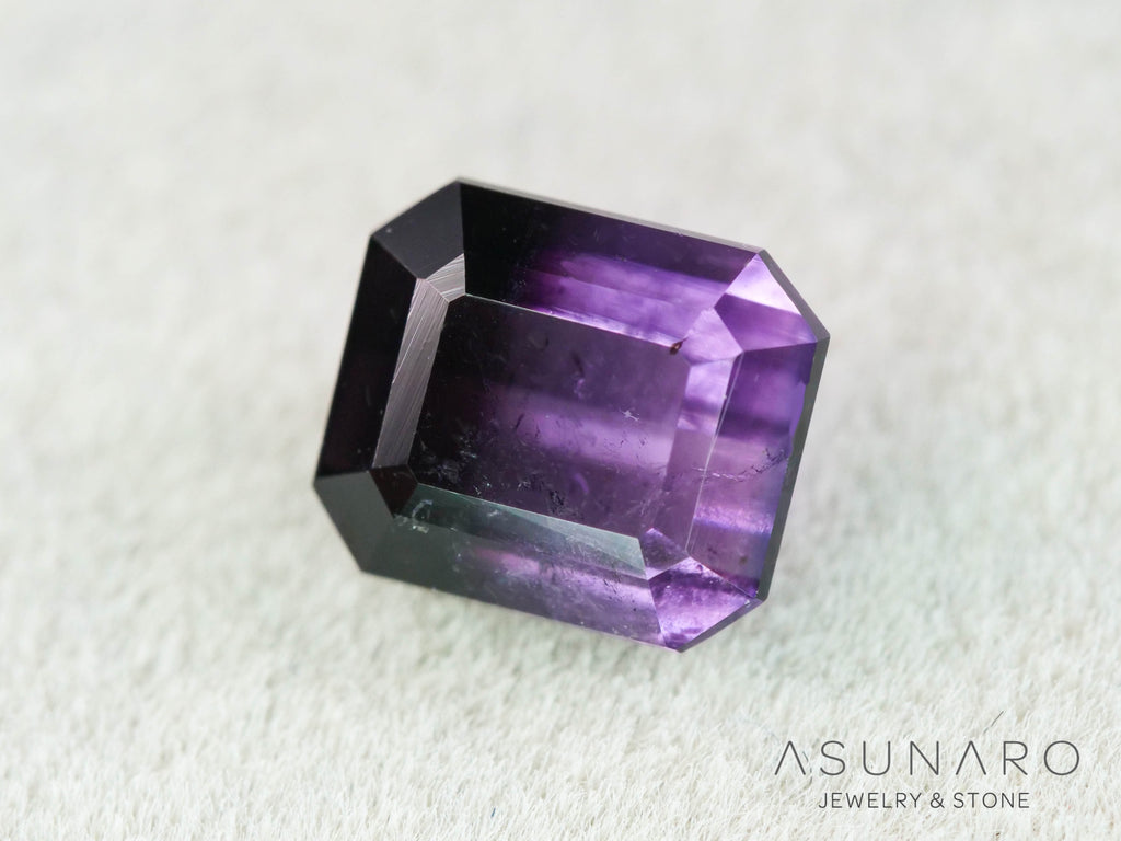 パープルバイカラートルマリン　エメラルドカット　アフガニスタン産　0.78ct【251121-3020】