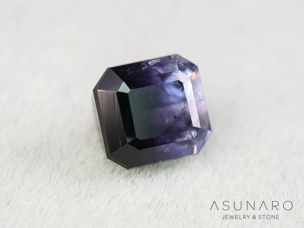 パープルバイカラートルマリン　エメラルドカット　アフガニスタン産　0.99ct【251121-3018】