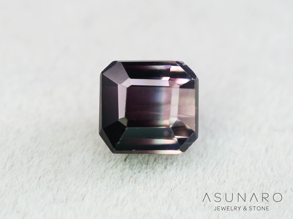 パープルバイカラートルマリン　エメラルドカット　アフガニスタン産　0.76ct【251121-3017】