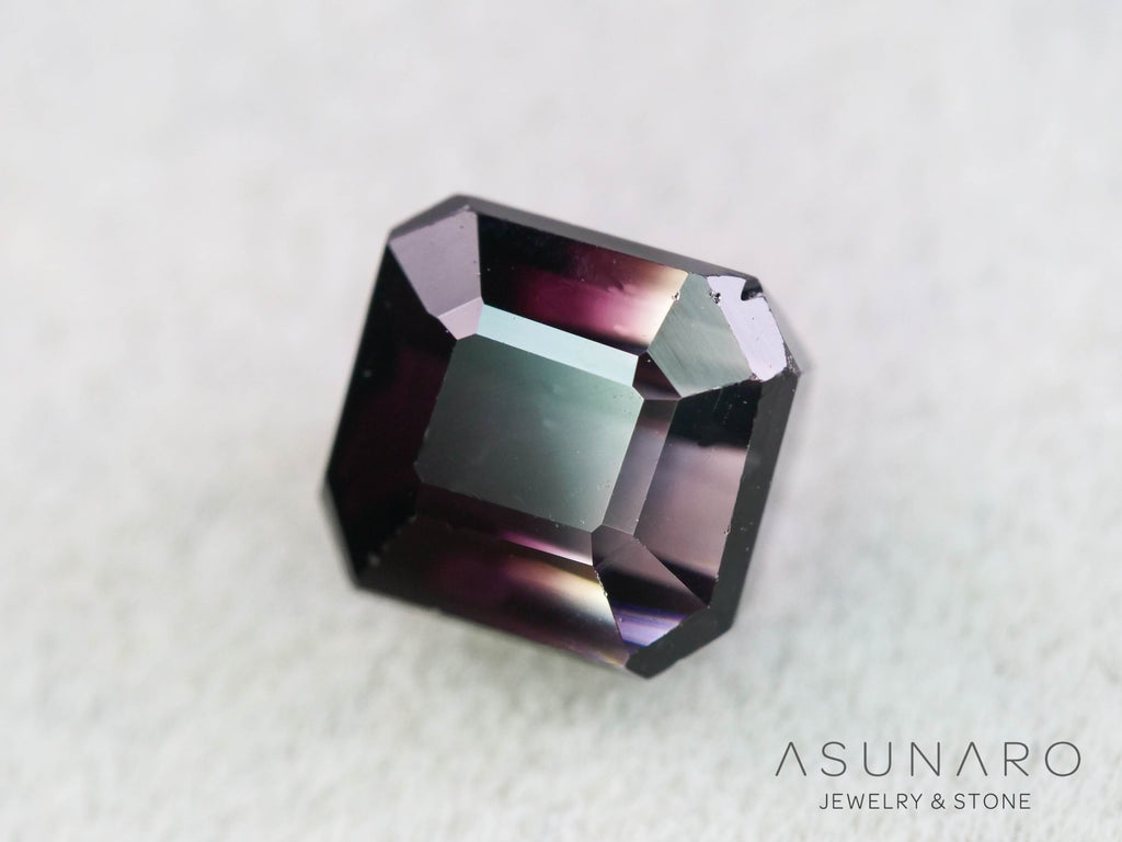 パープルバイカラートルマリン　エメラルドカット　アフガニスタン産　0.76ct【251121-3017】