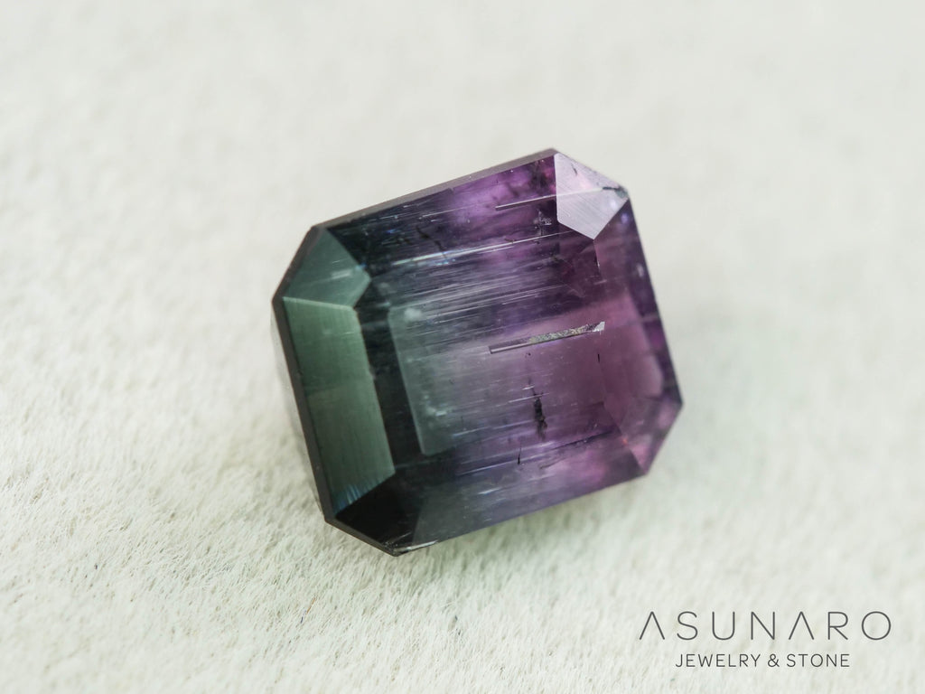 パープルバイカラートルマリン　エメラルドカット　アフガニスタン産　0.94ct【251121-3016】