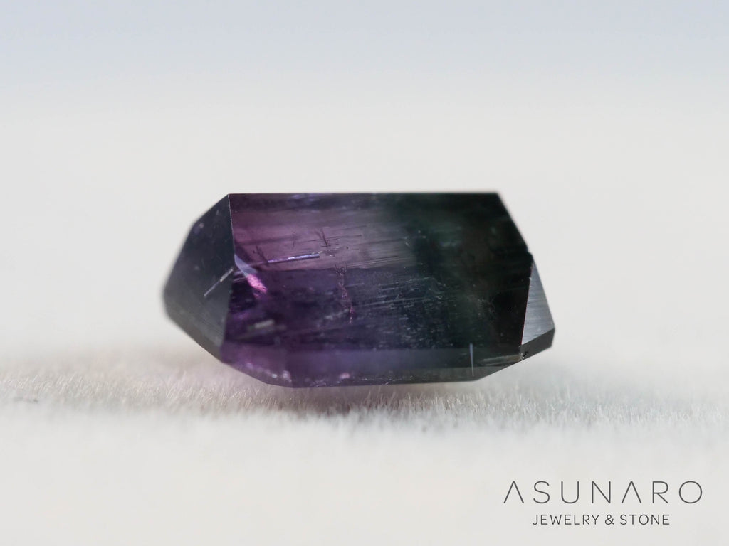 パープルバイカラートルマリン　エメラルドカット　アフガニスタン産　0.94ct【251121-3016】