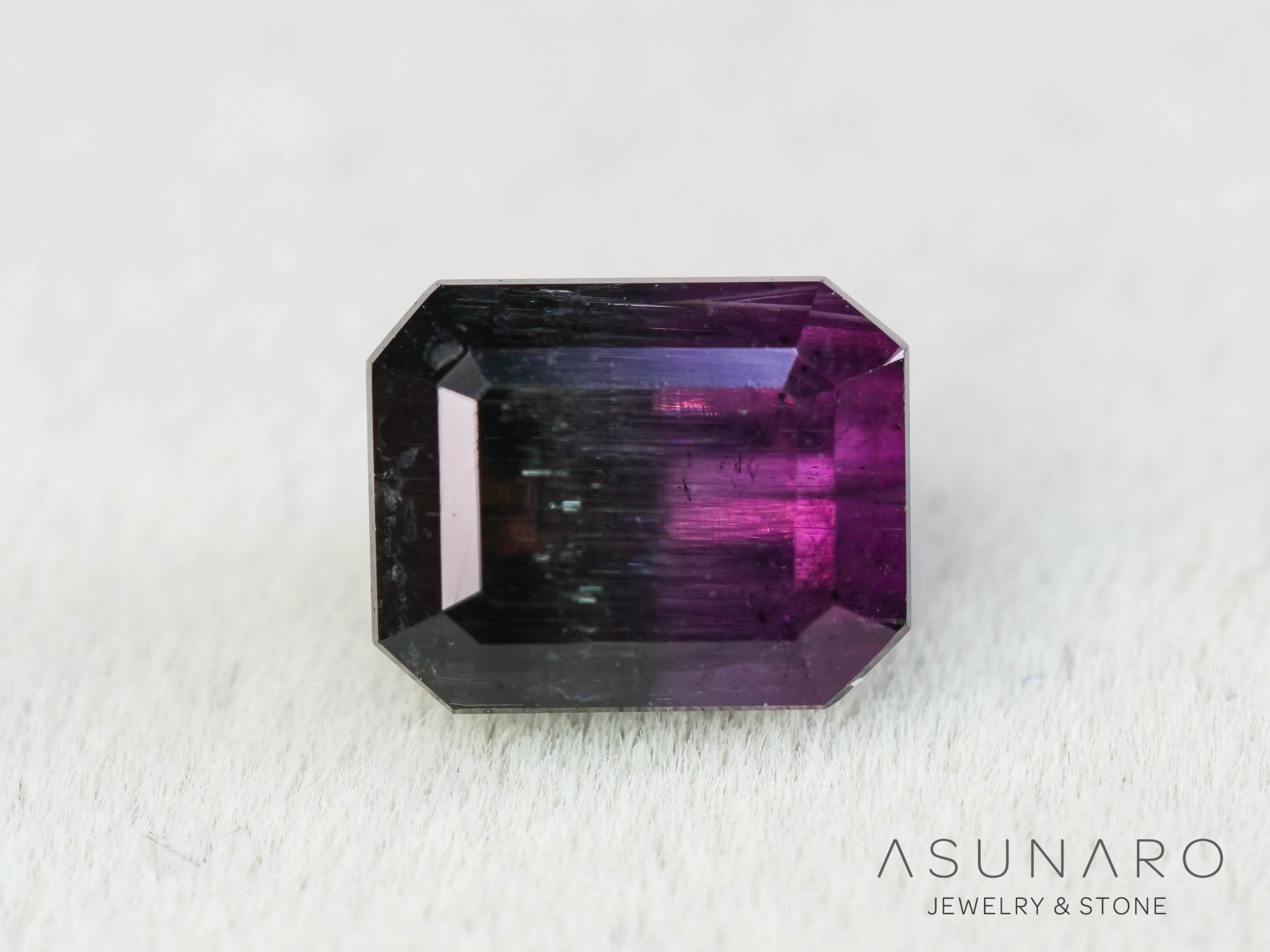 パープルバイカラートルマリン　エメラルドカット　アフガニスタン産　1.06ct【251121-3015】