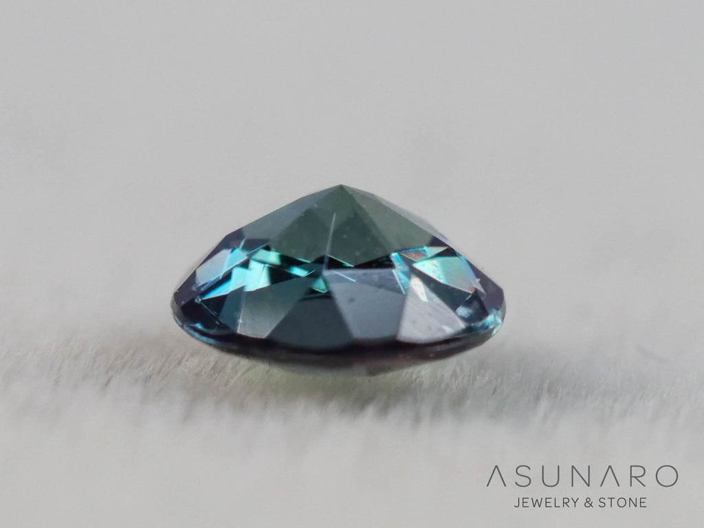 アレキサンドライト　ラウンドカット　 ブラジル産　0.11ct　ソ付【251114-3242】