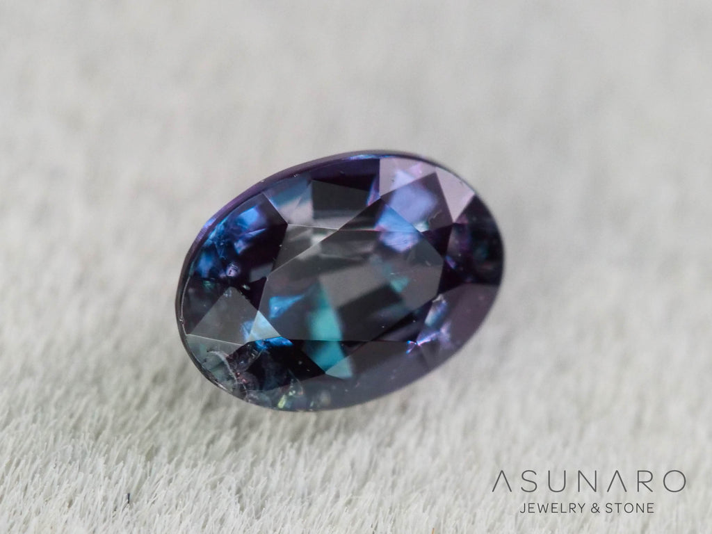 アレキサンドライト　オーバルカット　 ブラジル産　0.15ct　ソ付【251114-3246】