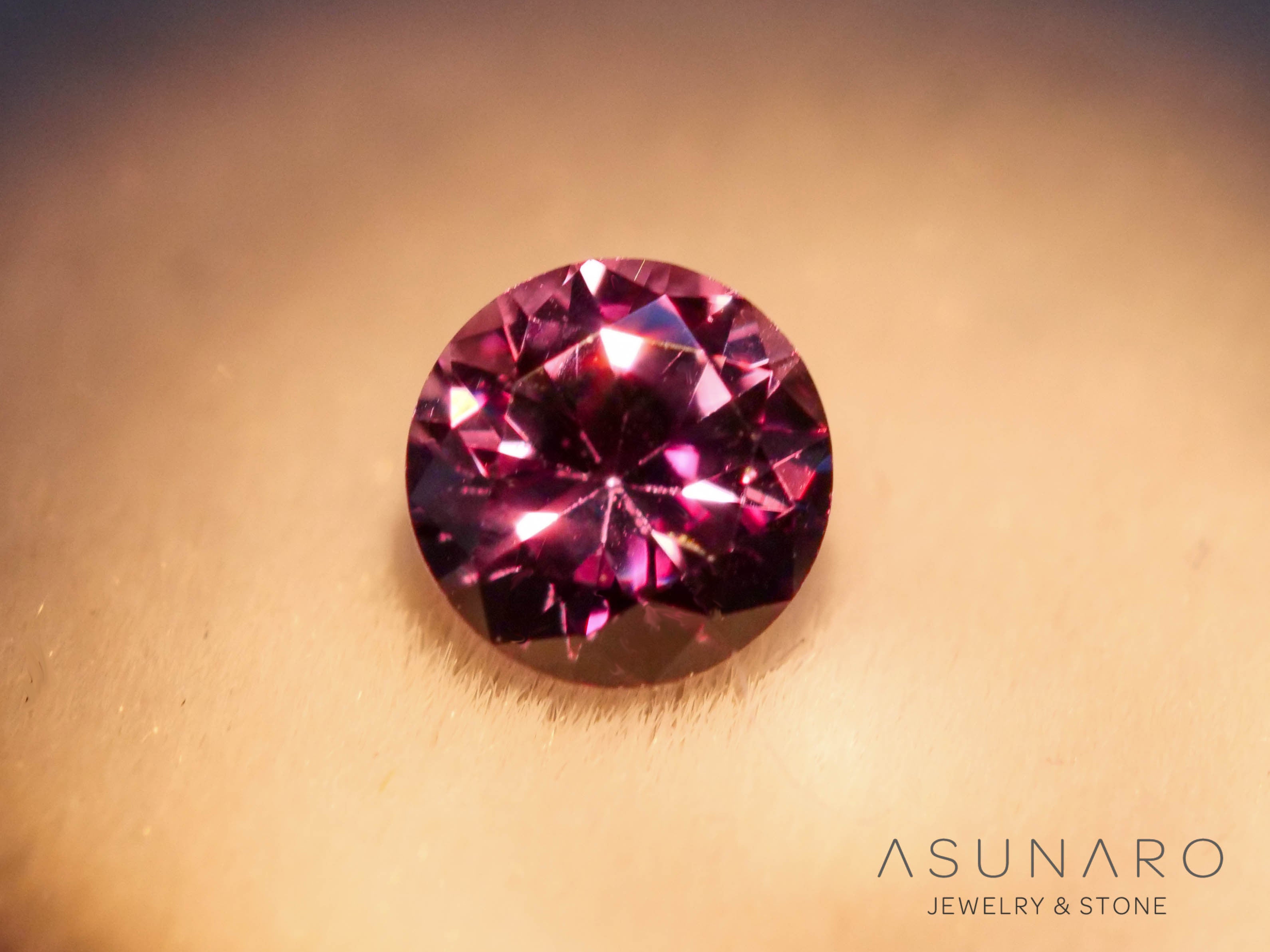 ベキリーブルーガーネット　ラウンドカット　 マダガスカル産　0.22ct【251114-3024】