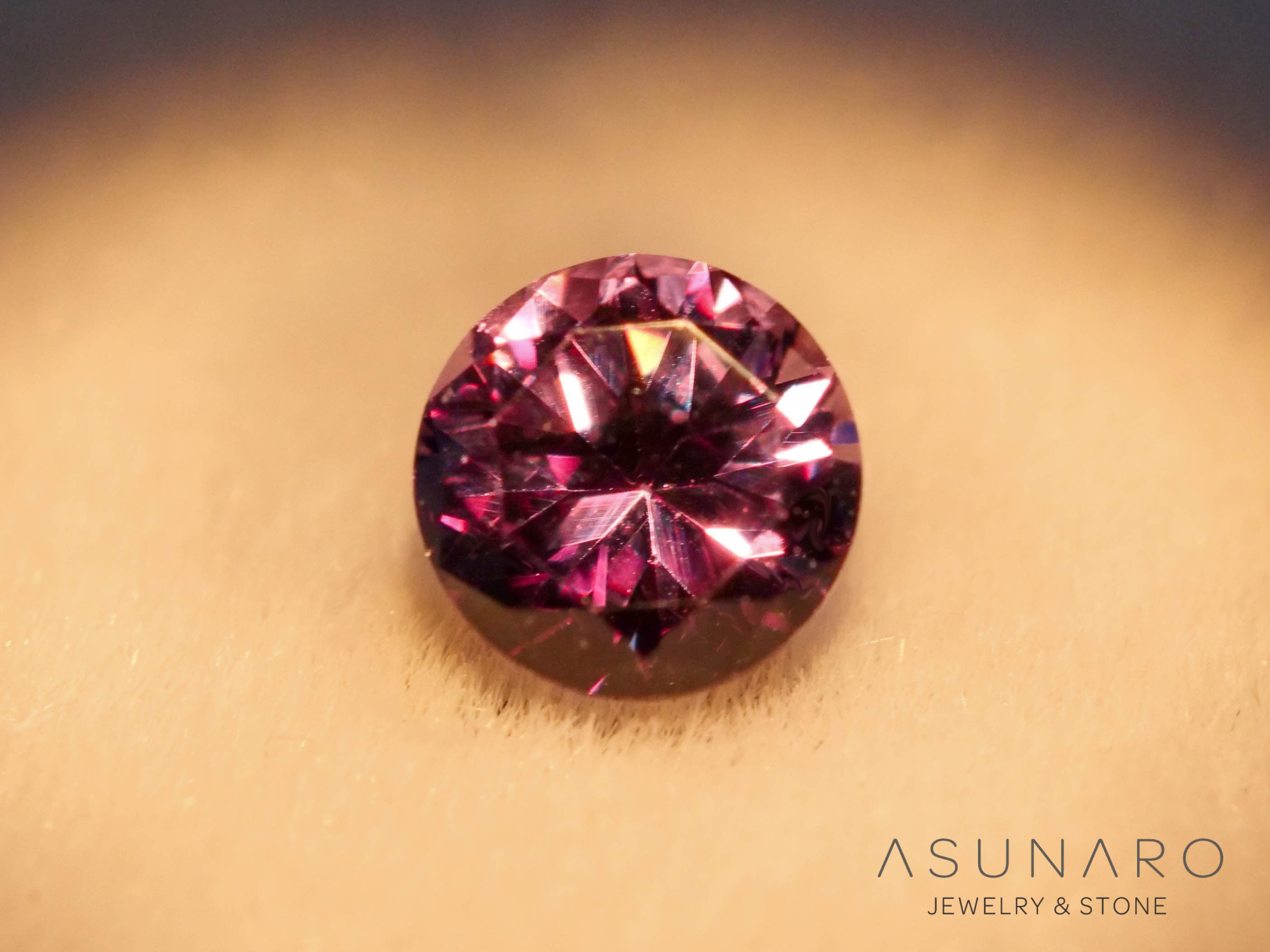 ベキリーブルーガーネット　ラウンドカット　 マダガスカル産　0.22ct【251114-3025】