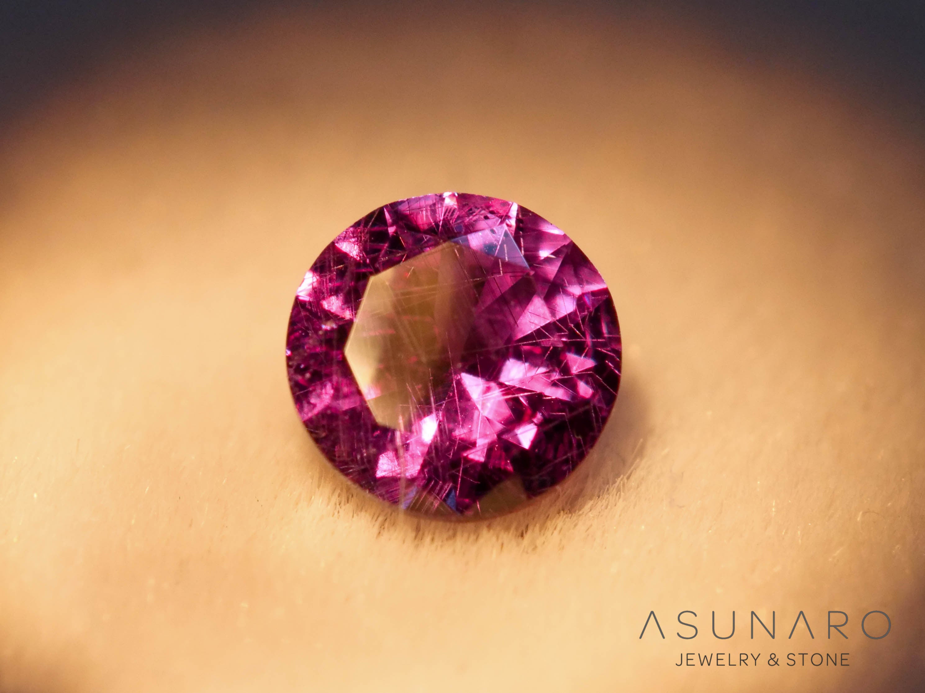 ベキリーブルーガーネット　ラウンドカット　 マダガスカル産　0.20ct【251114-3031】