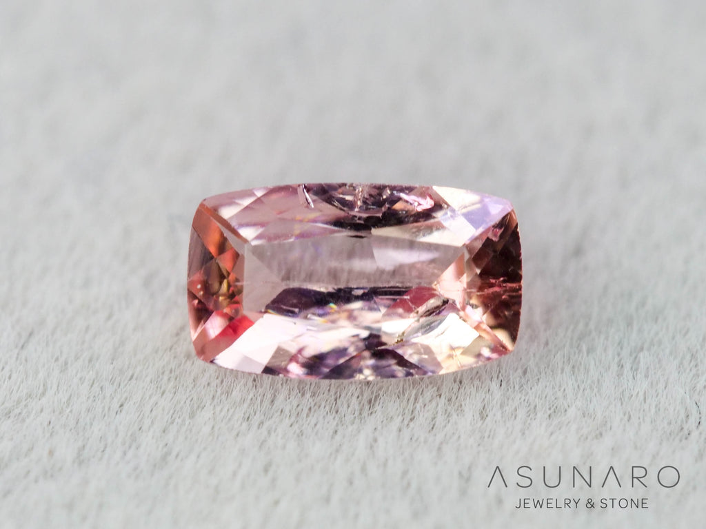 バイカラーインペリアルトパーズ　クッションカット　0.25ct　ブラジル産　【251127-3044】