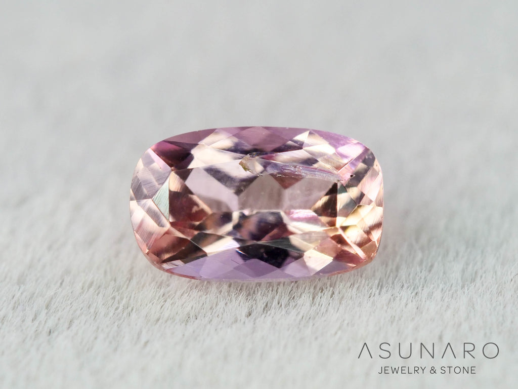 バイカラーインペリアルトパーズ　クッションカット　0.28ct　ブラジル産　【251127-3043】