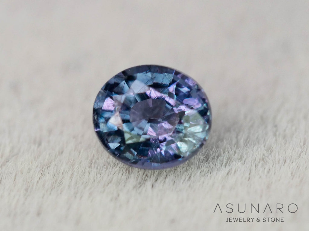 ベキリーブルーガーネット　オーバルカット　 マダガスカル産　0.19ct【260202-3153】