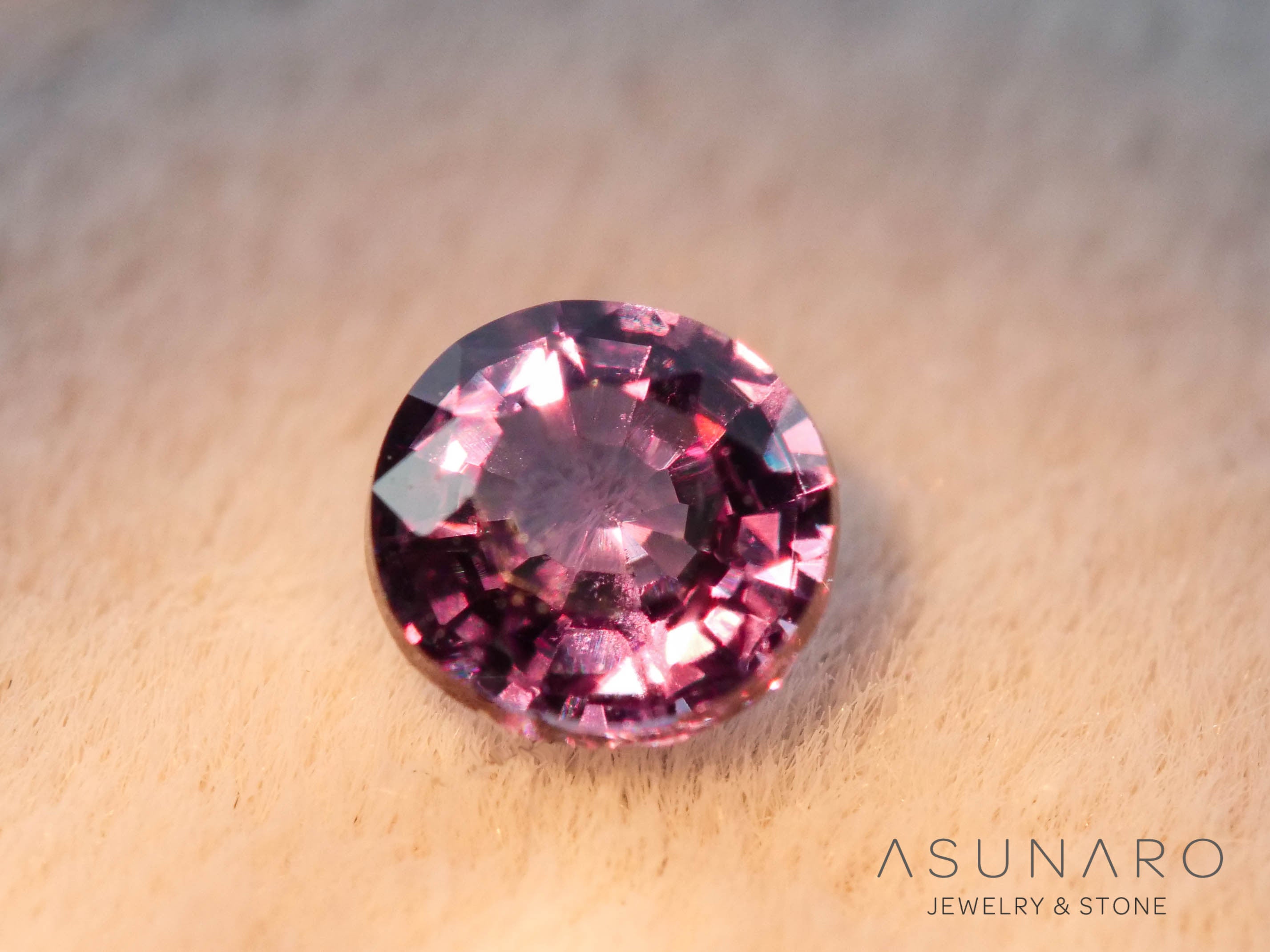 ベキリーブルーガーネット　ラウンドカット　 マダガスカル産　0.21ct【260202-3158】