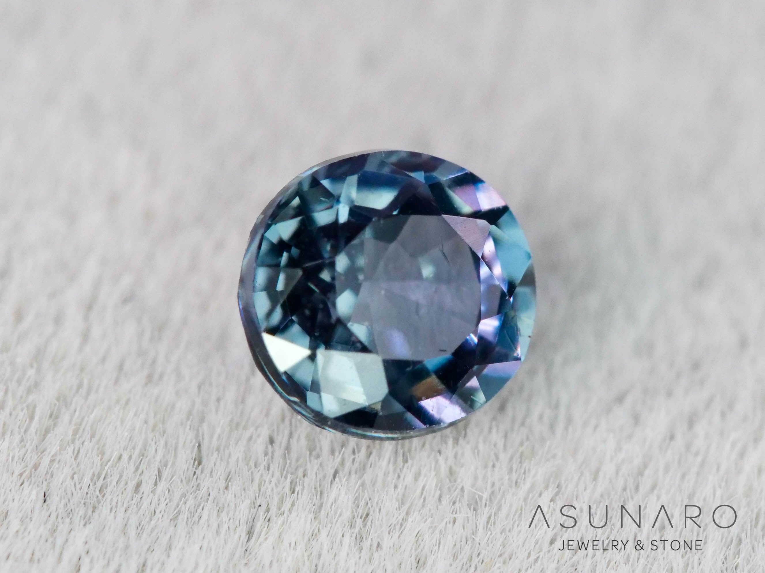 ベキリーブルーガーネット　ラウンドカット　 マダガスカル産　0.21ct【260202-3158】