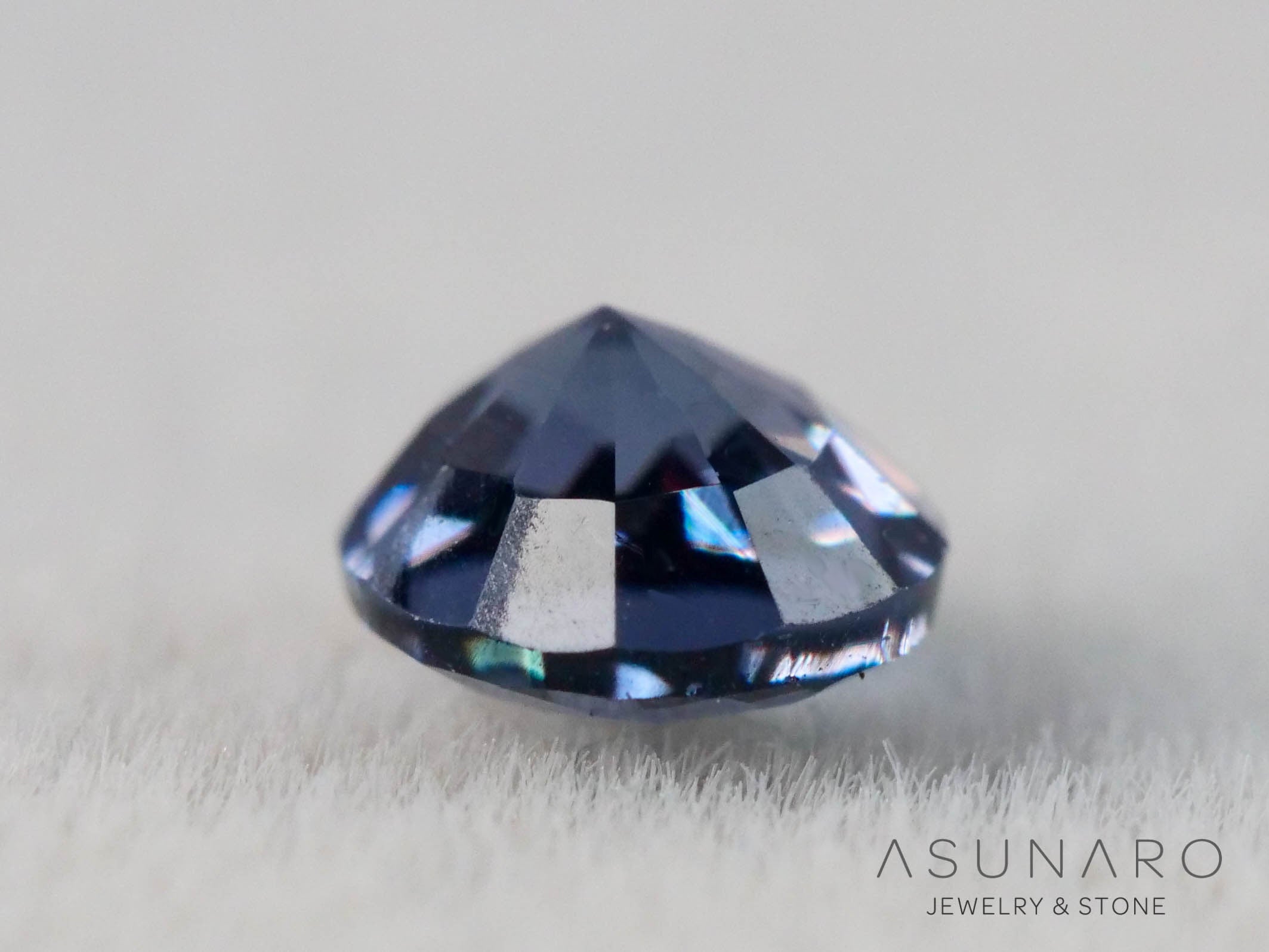 ベキリーブルーガーネット　ラウンドカット　 マダガスカル産　0.21ct【260202-3158】