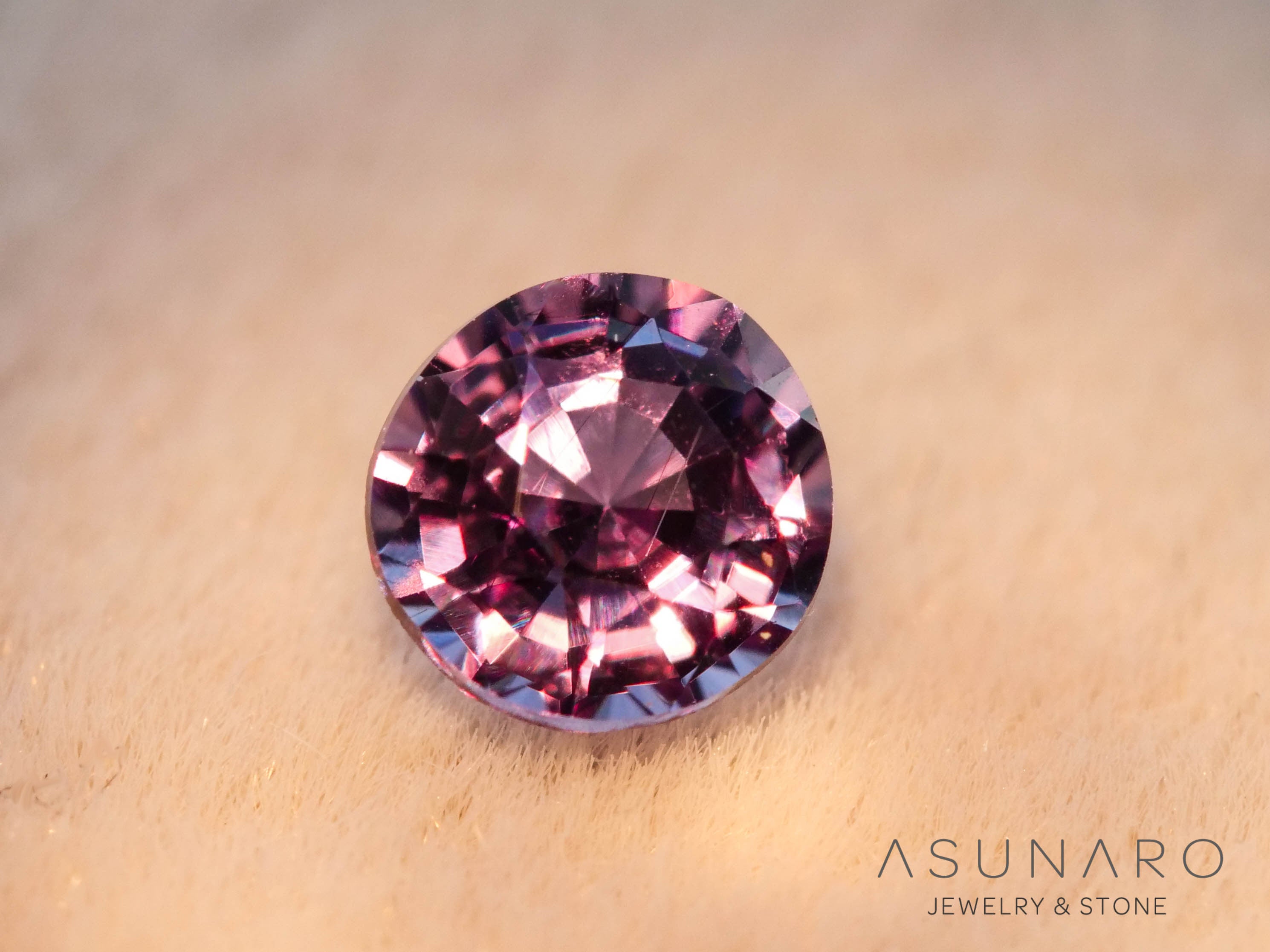 ベキリーブルーガーネット　ラウンドカット　 マダガスカル産　0.23ct【260202-3159】