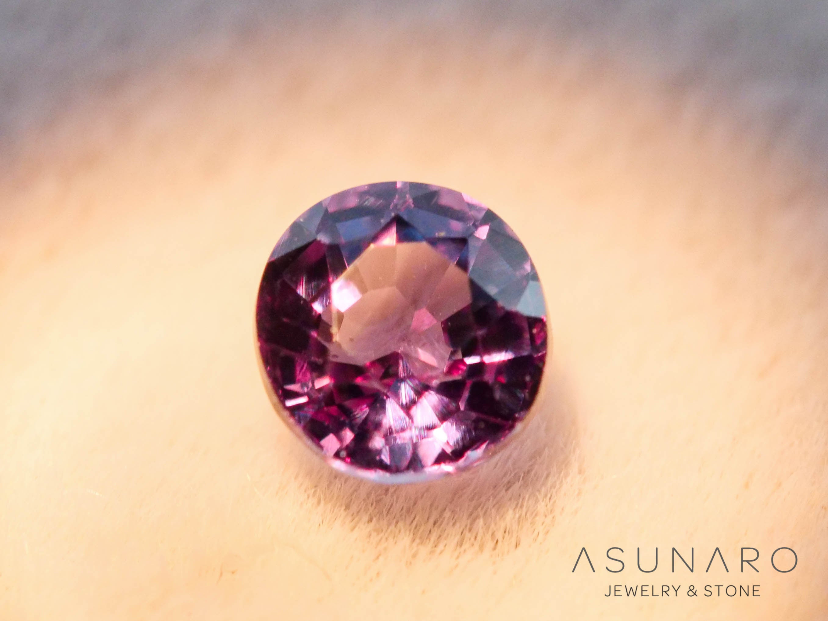 ベキリーブルーガーネット　ラウンドカット　 マダガスカル産　0.21ct【260202-3160】