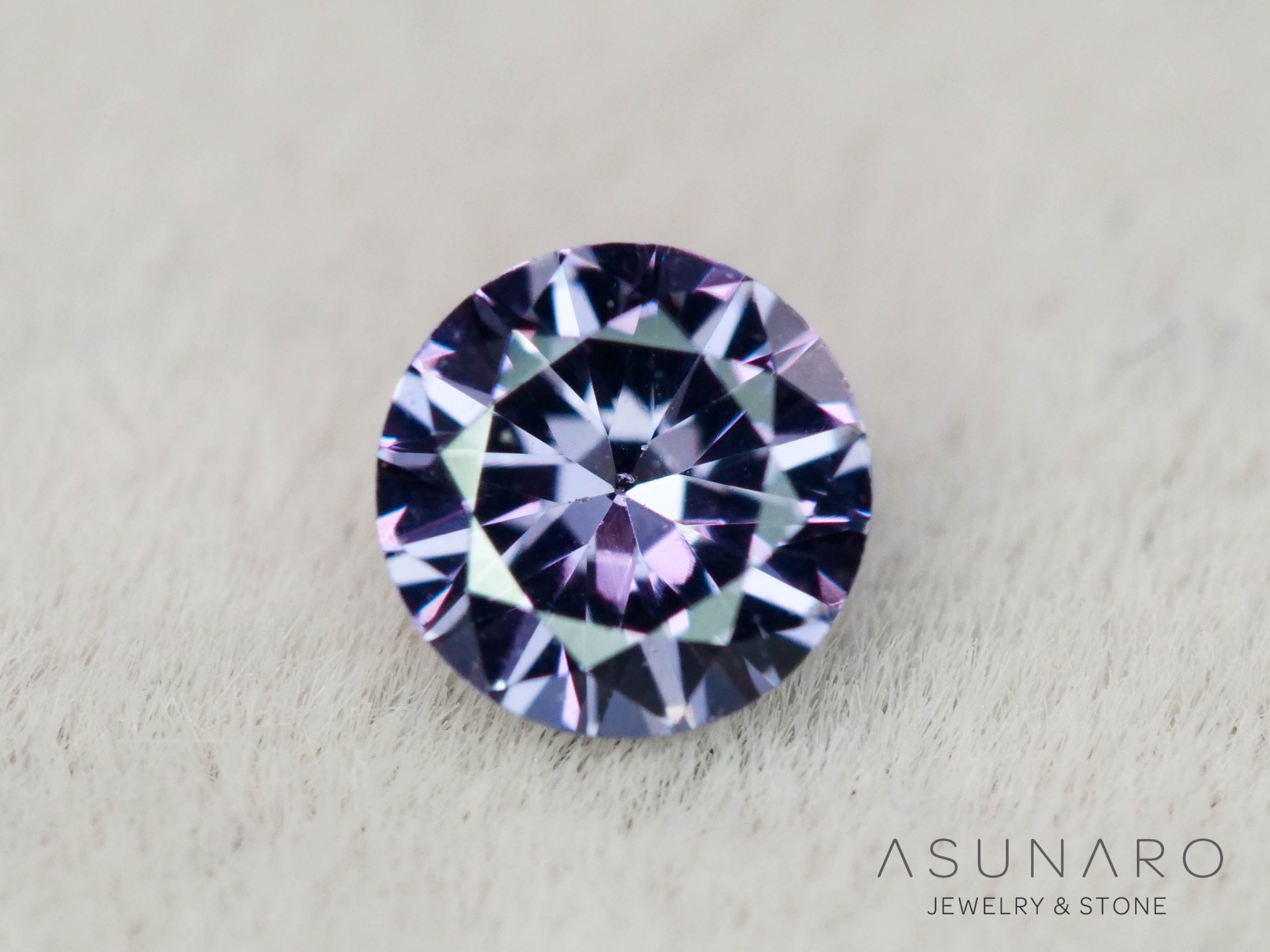 ベキリーブルーガーネット　ラウンドカット　 マダガスカル産　0.18ct【260202-3161】