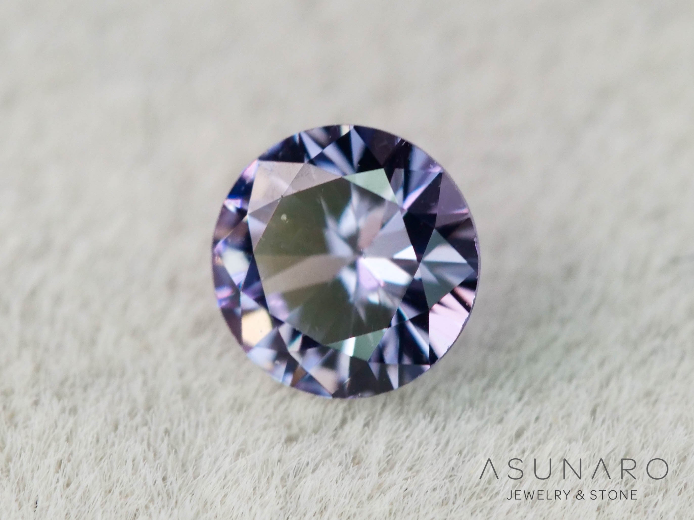 ベキリーブルーガーネット　ラウンドカット　 マダガスカル産　0.18ct【260202-3161】