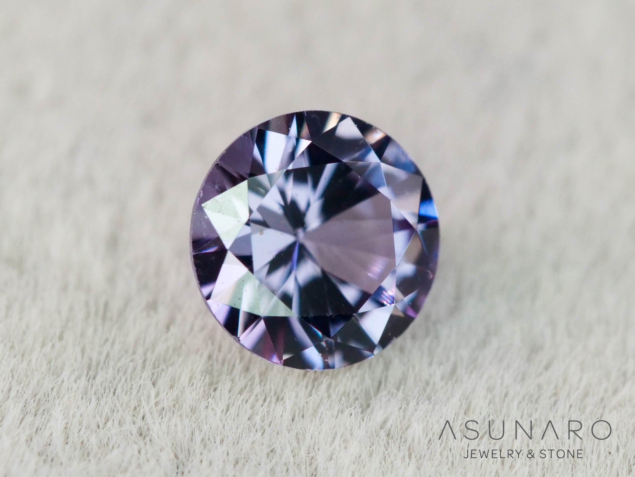 ベキリーブルーガーネット　ラウンドカット　 マダガスカル産　0.18ct【260202-3161】