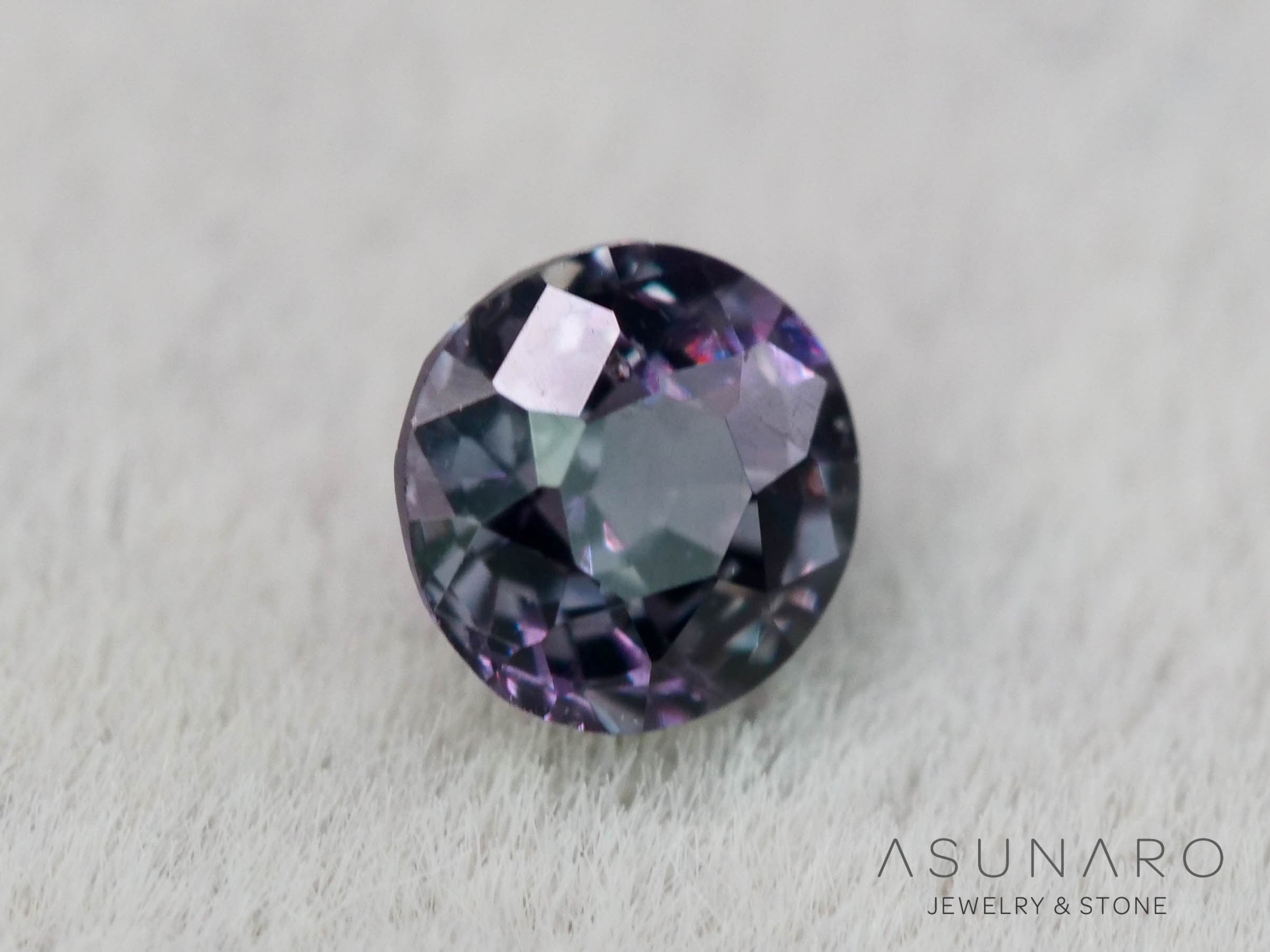 ベキリーブルーガーネット　ラウンドカット　 マダガスカル産　0.15ct【260202-3162】