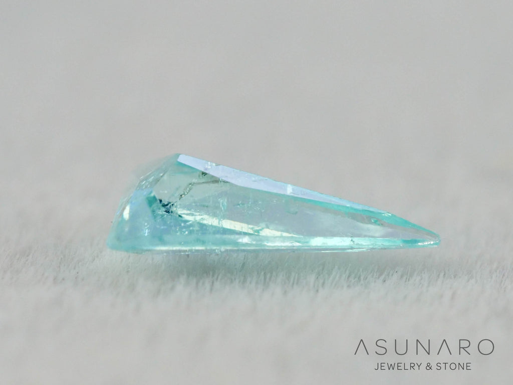 パライバトルマリン　トリリアントカット　モザンビーク産　0.13ct   【251203-3068】