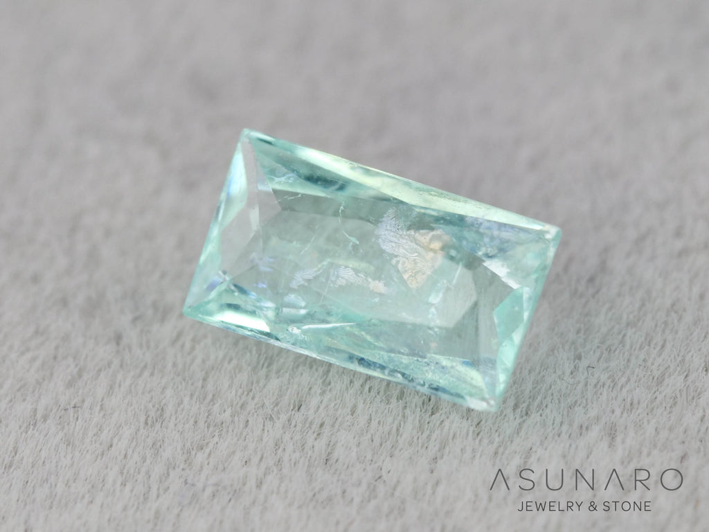 パライバトルマリン　スクエアカット　モザンビーク産　0.29ct   【251203-3070】