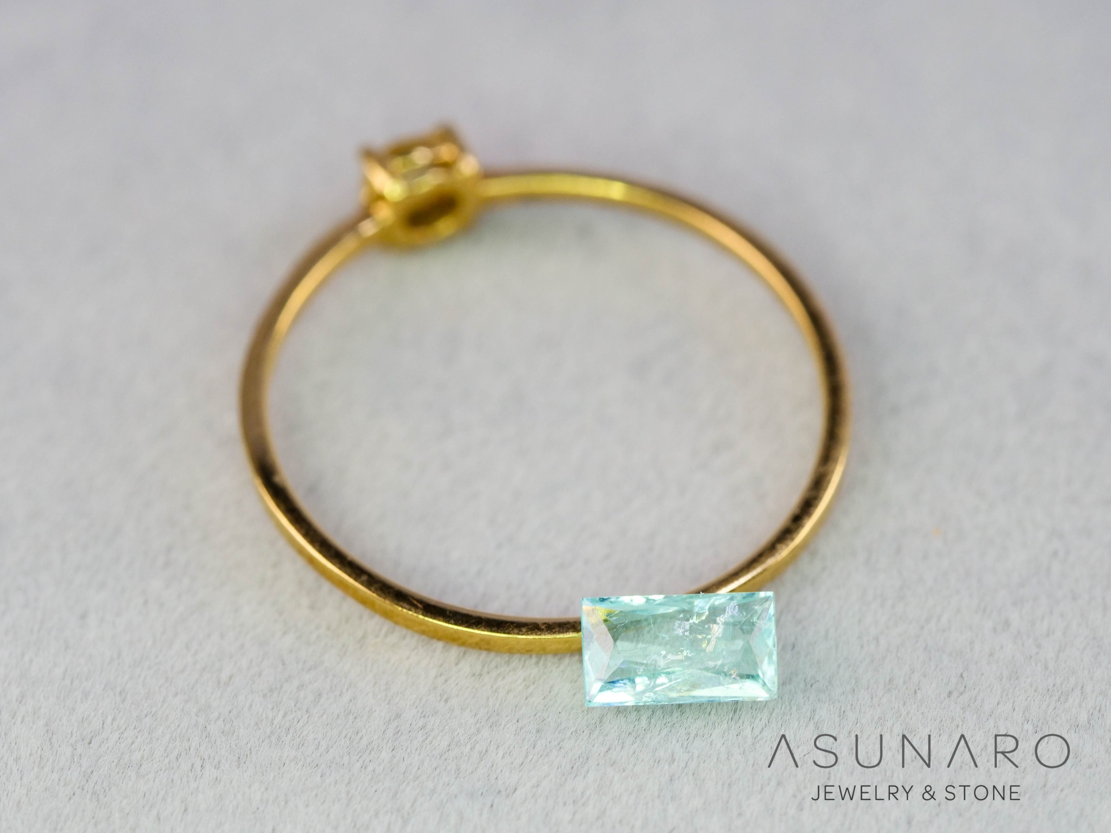 パライバトルマリン　スクエアカット　モザンビーク産　0.29ct   【251203-3070】