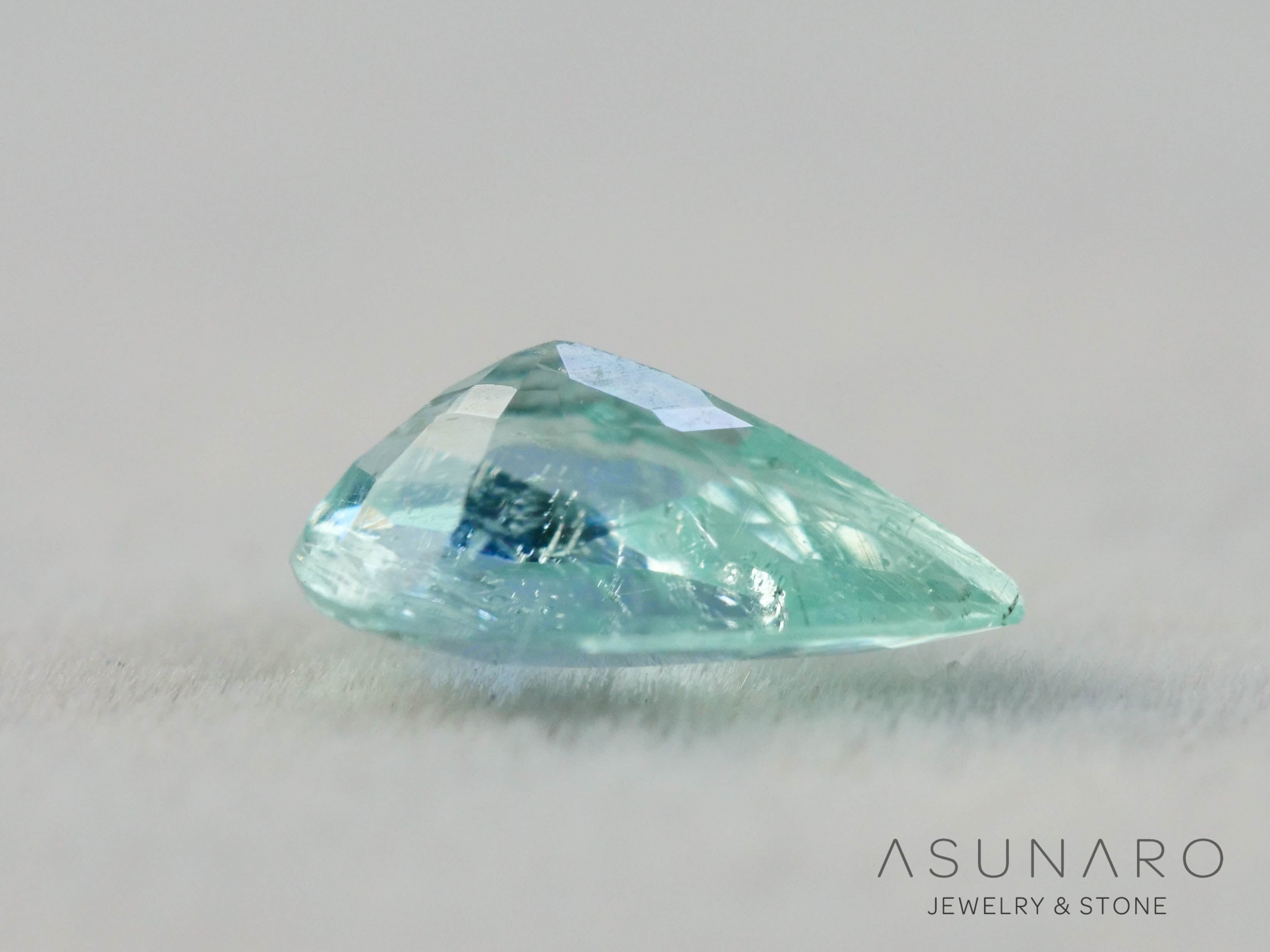 パライバトルマリン ペアシェイプ モザンビーク産 0.34ct 【251203