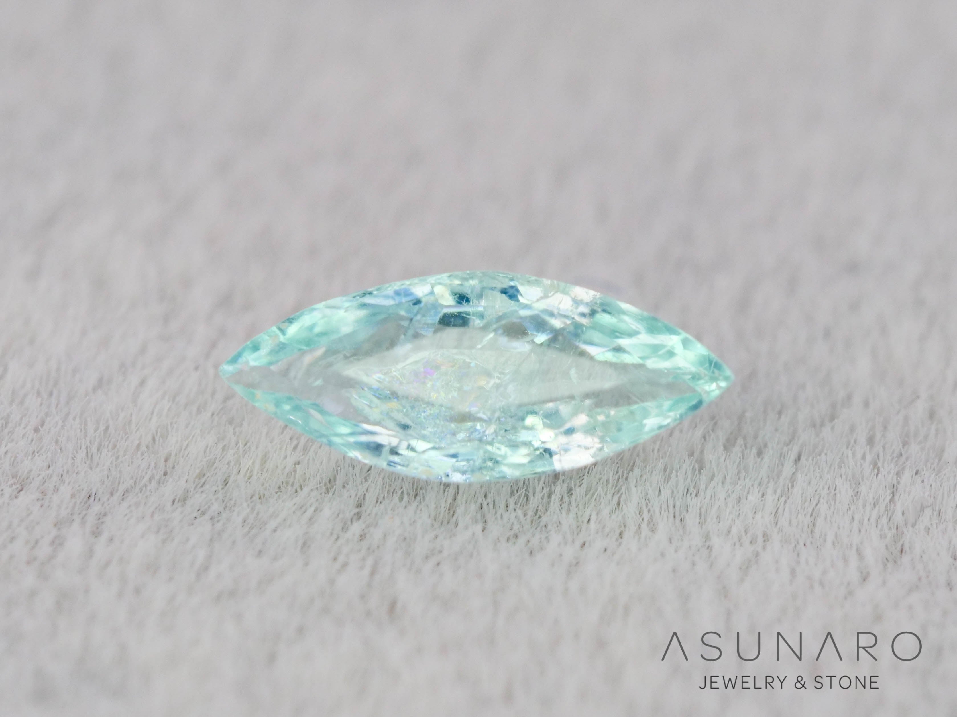 パライバトルマリン　マーキスカット　モザンビーク産　0.13ct   【251203-3076】