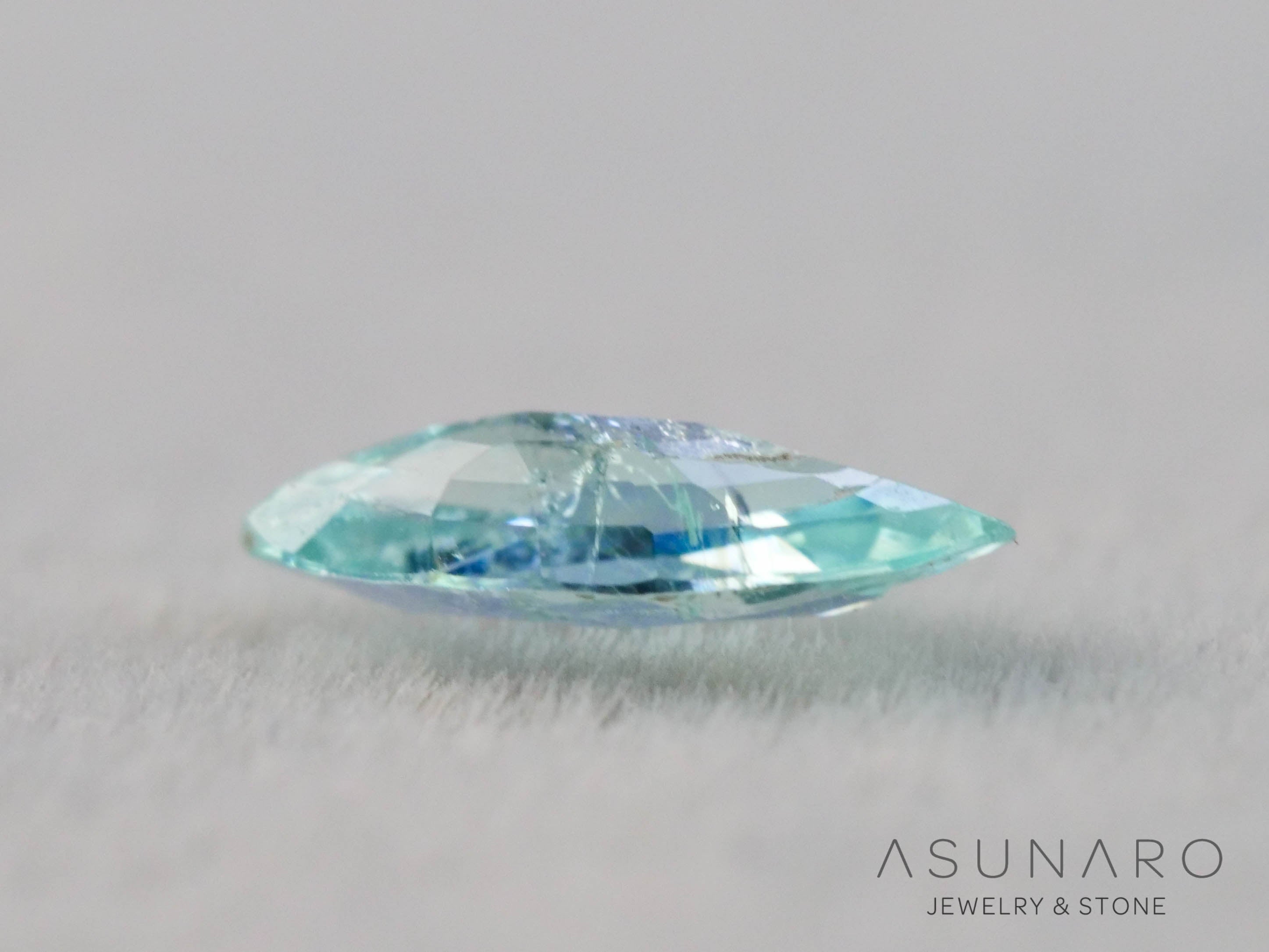 パライバトルマリン　マーキスカット　モザンビーク産　0.13ct   【251203-3076】