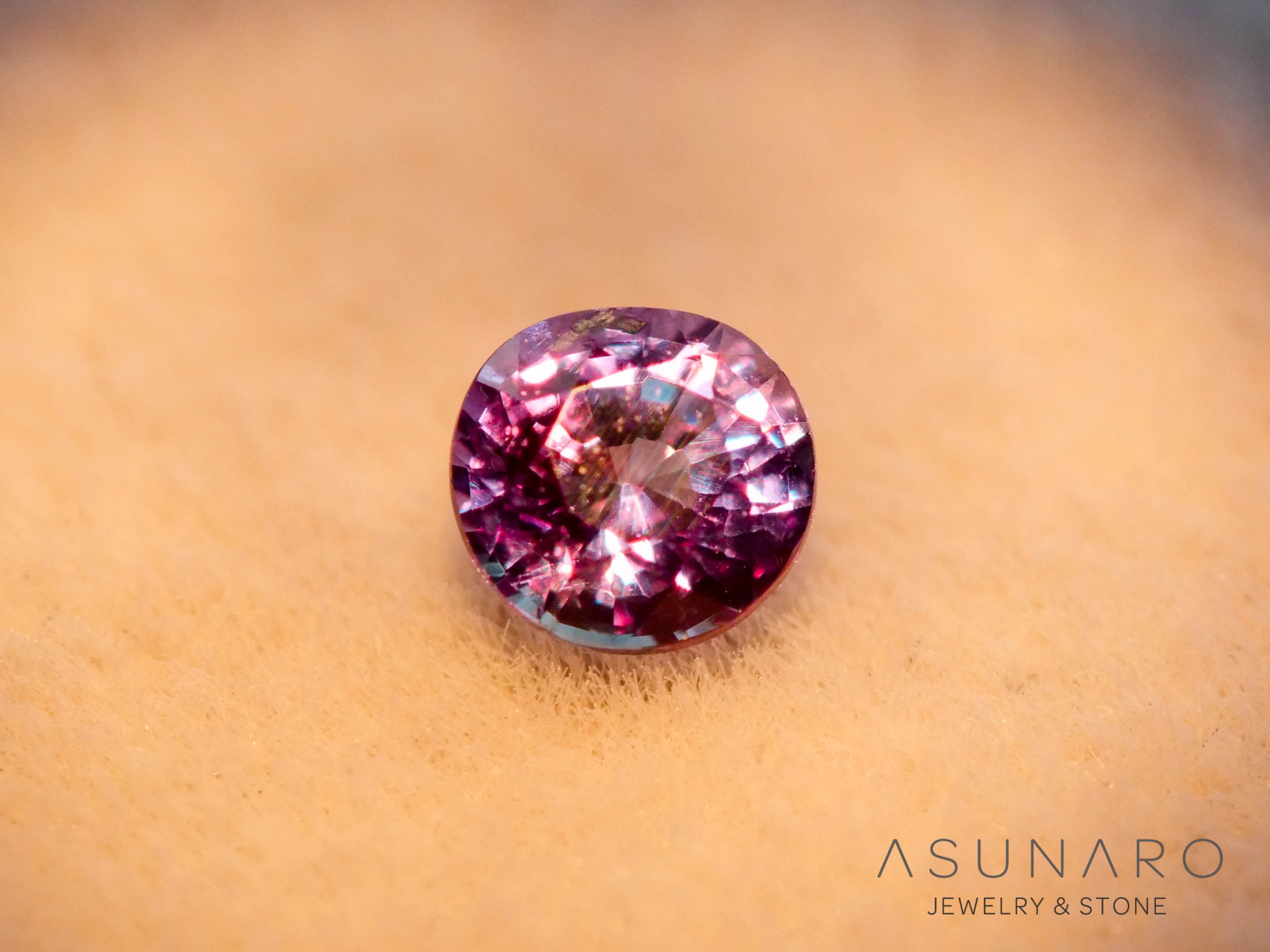 アレキサンドライト　ラウンドカット　 ブラジル産　0.11ct【251201-3250】