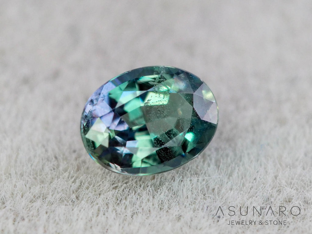 アレキサンドライト　オーバルカット　 ブラジル産　0.11ct【251201-3252】