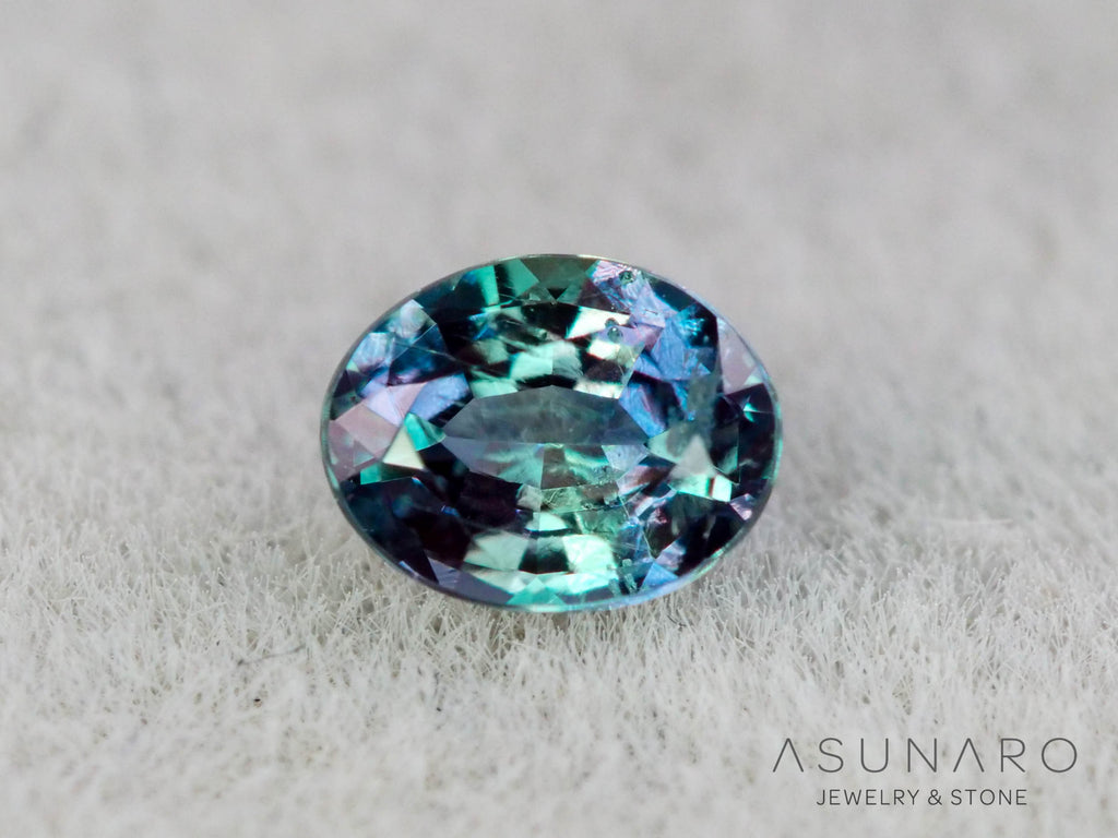 アレキサンドライト　オーバルカット　 ブラジル産　0.11ct【251201-3253】