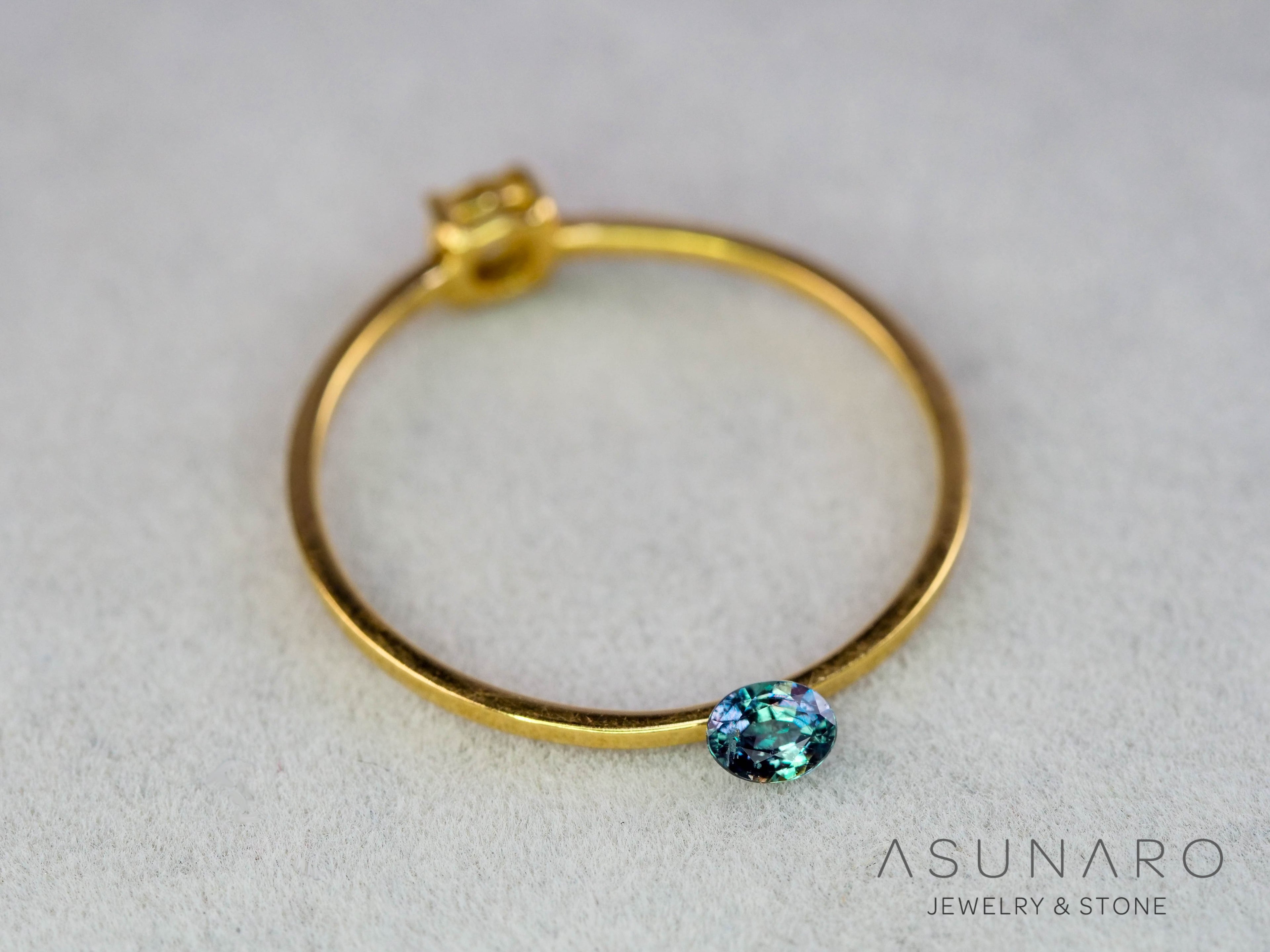 アレキサンドライト　オーバルカット　 ブラジル産　0.11ct【251201-3253】