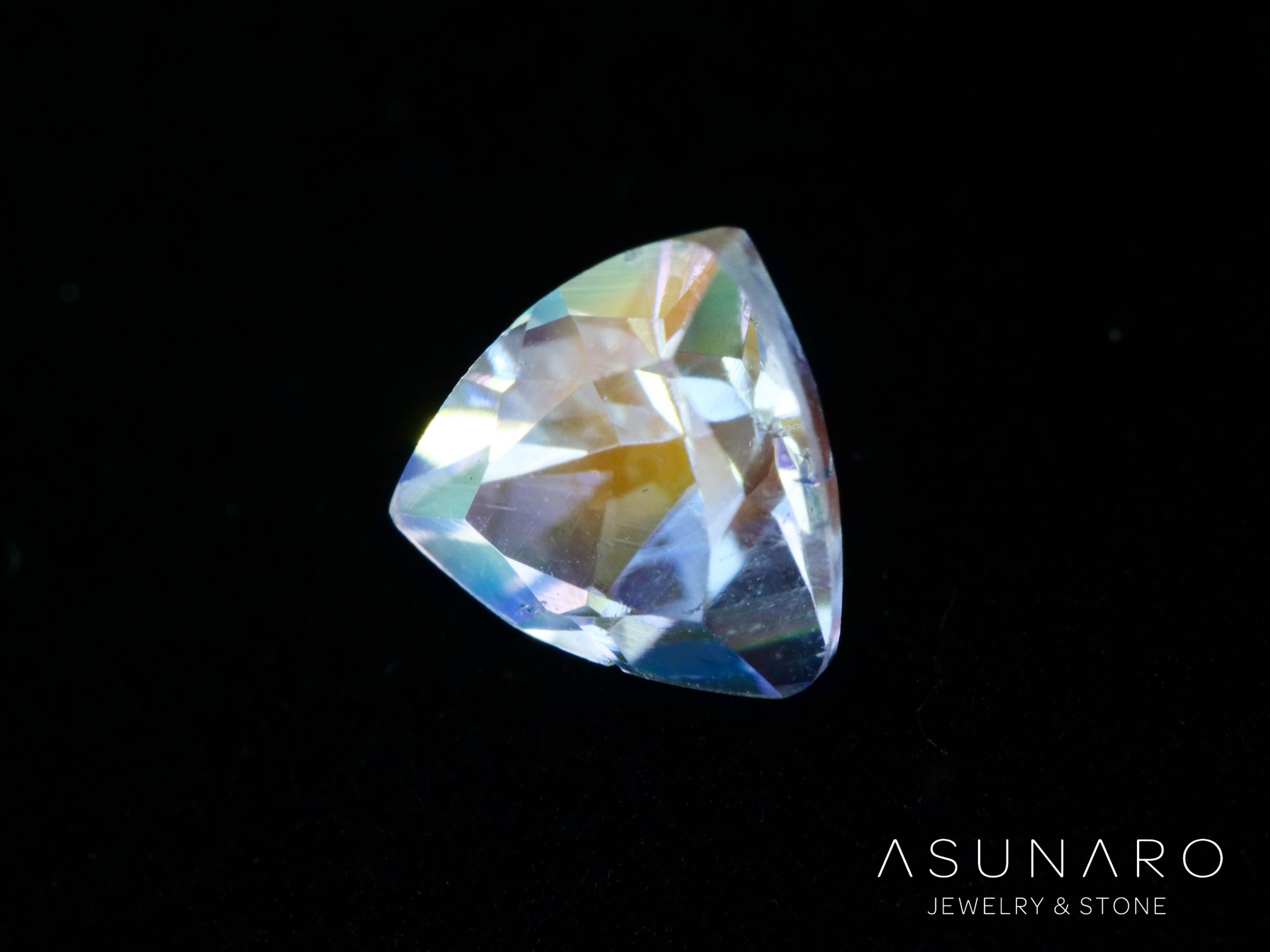 アンデシンラブラドライト　トリリアントカット　マダガスカル産　0.45ct【260226-3172】